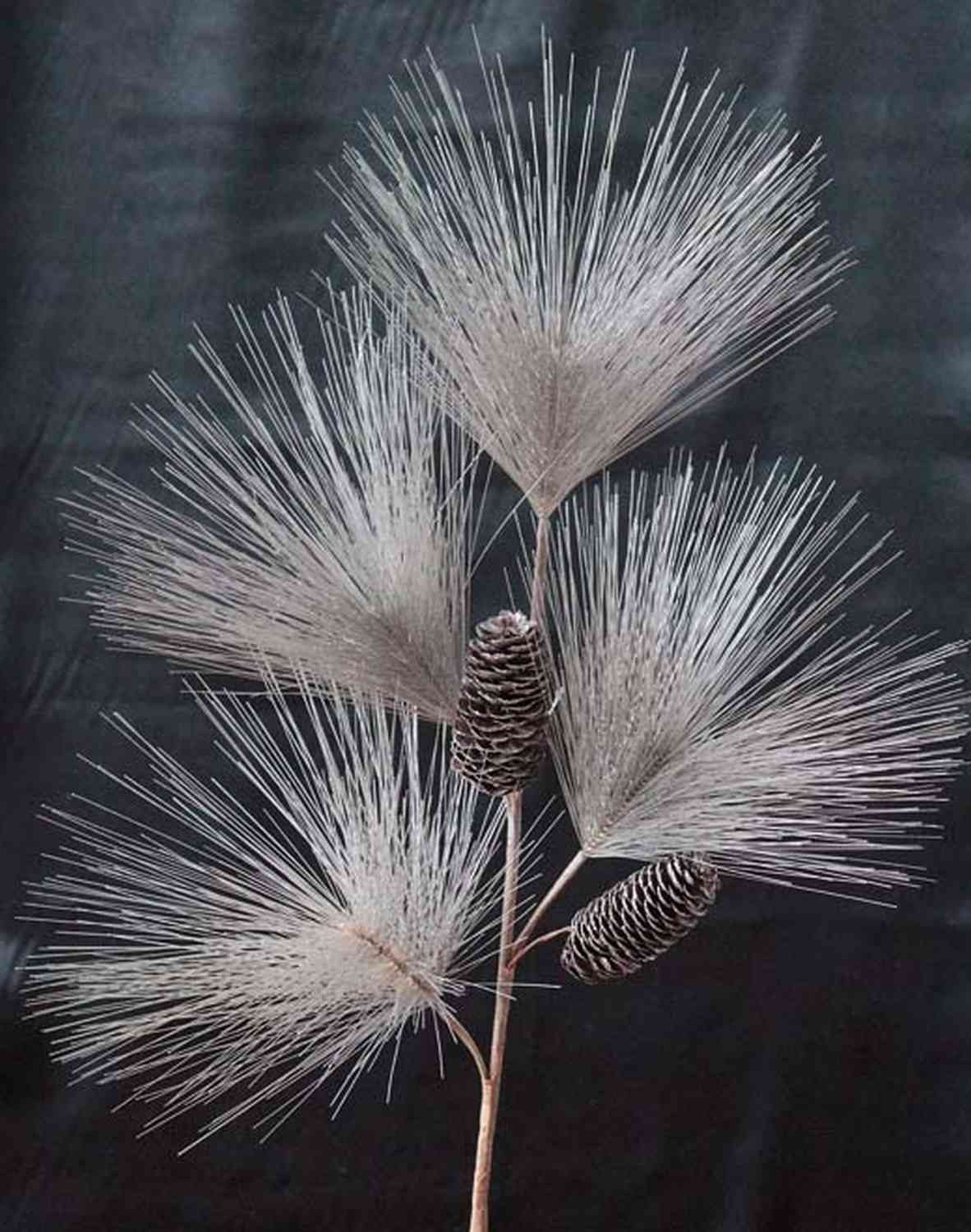 Kunstzweig Textil Kiefernzweig MARTJE mit Zapfen, Glitzer, Kupfer, 100cm Kiefer, artplants, Höhe 100.0 cm