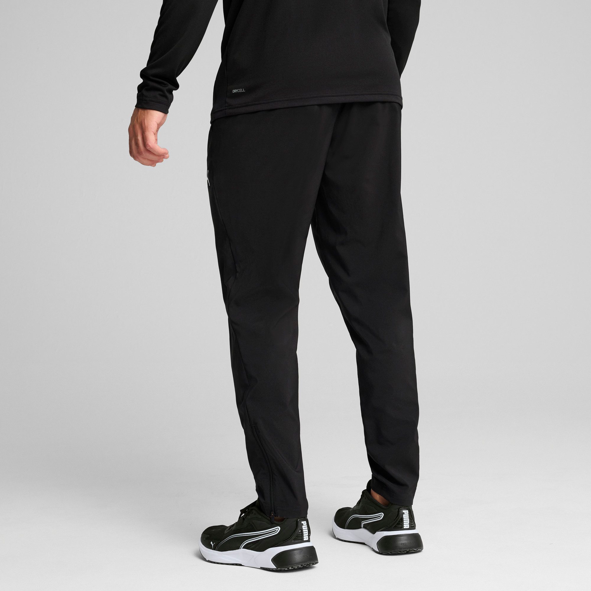 PUMA Trainingshose M TAD ESSENTIALS WOVEN TAPERED PANT für Fitness und spor günstig online kaufen