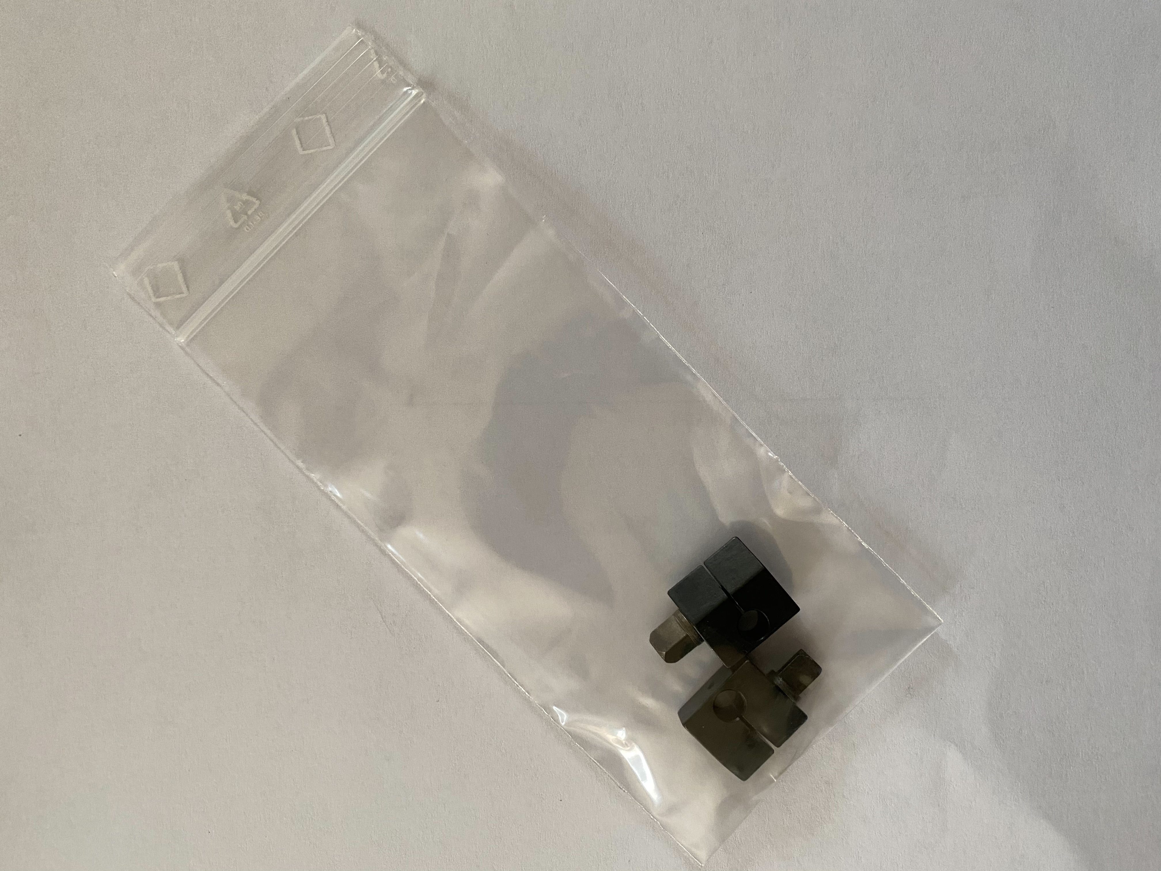 Hegner Sägeblatt Hegner Sägeblatt Зажимы 0,5 mm m. Vierkantschrauben (2St) 00000090