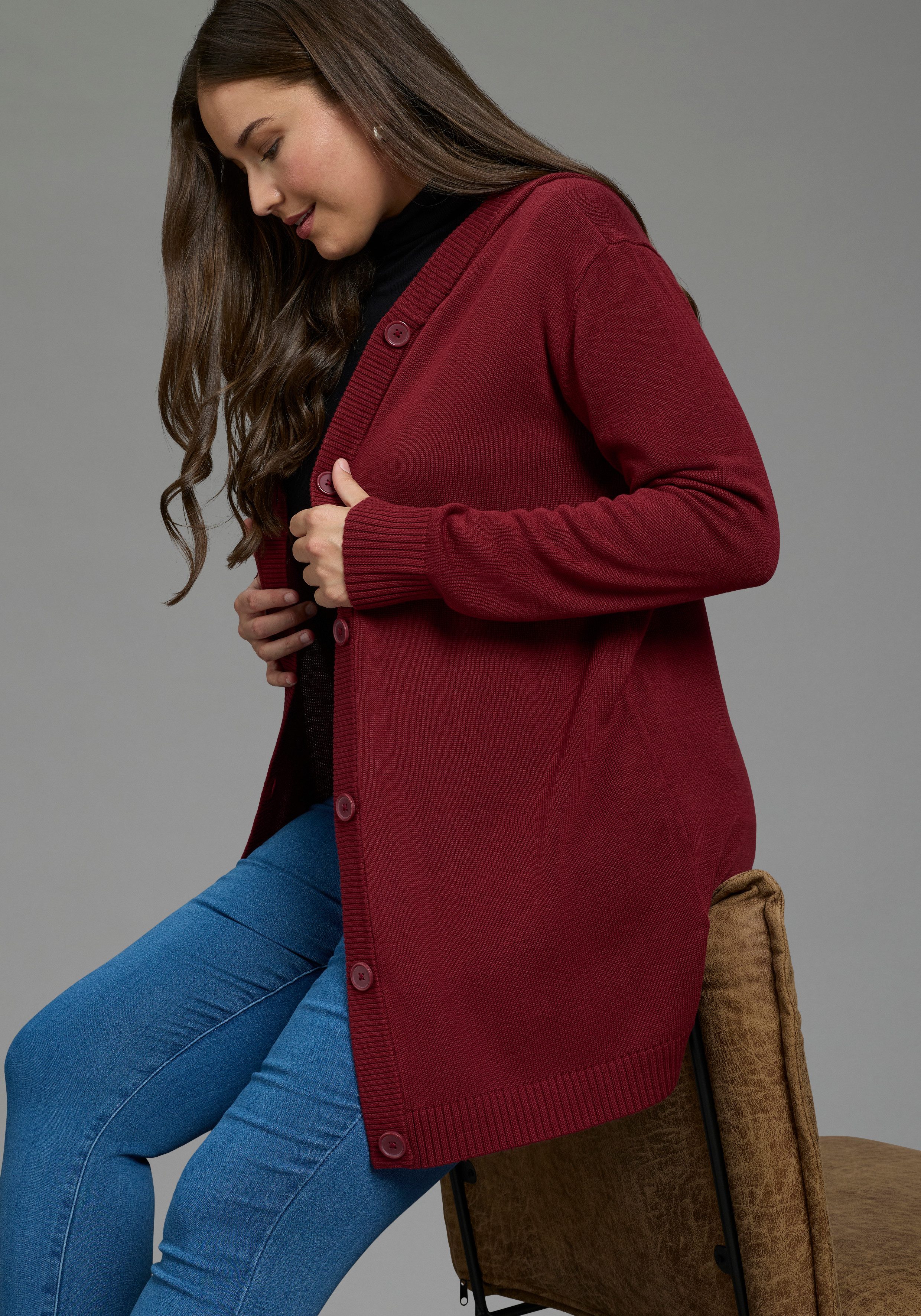 Laura Scott CURVE Kapuzenstrickjacke Große Größen mit langem Schnitt, figurumspielende Passform, Langarm