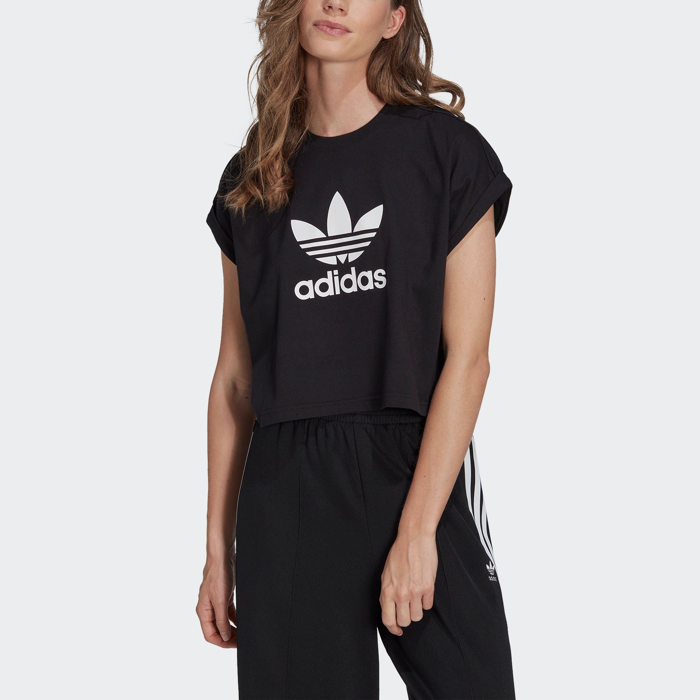 Black adidas Originals T-Shirt CLASSICS ADICOLOR