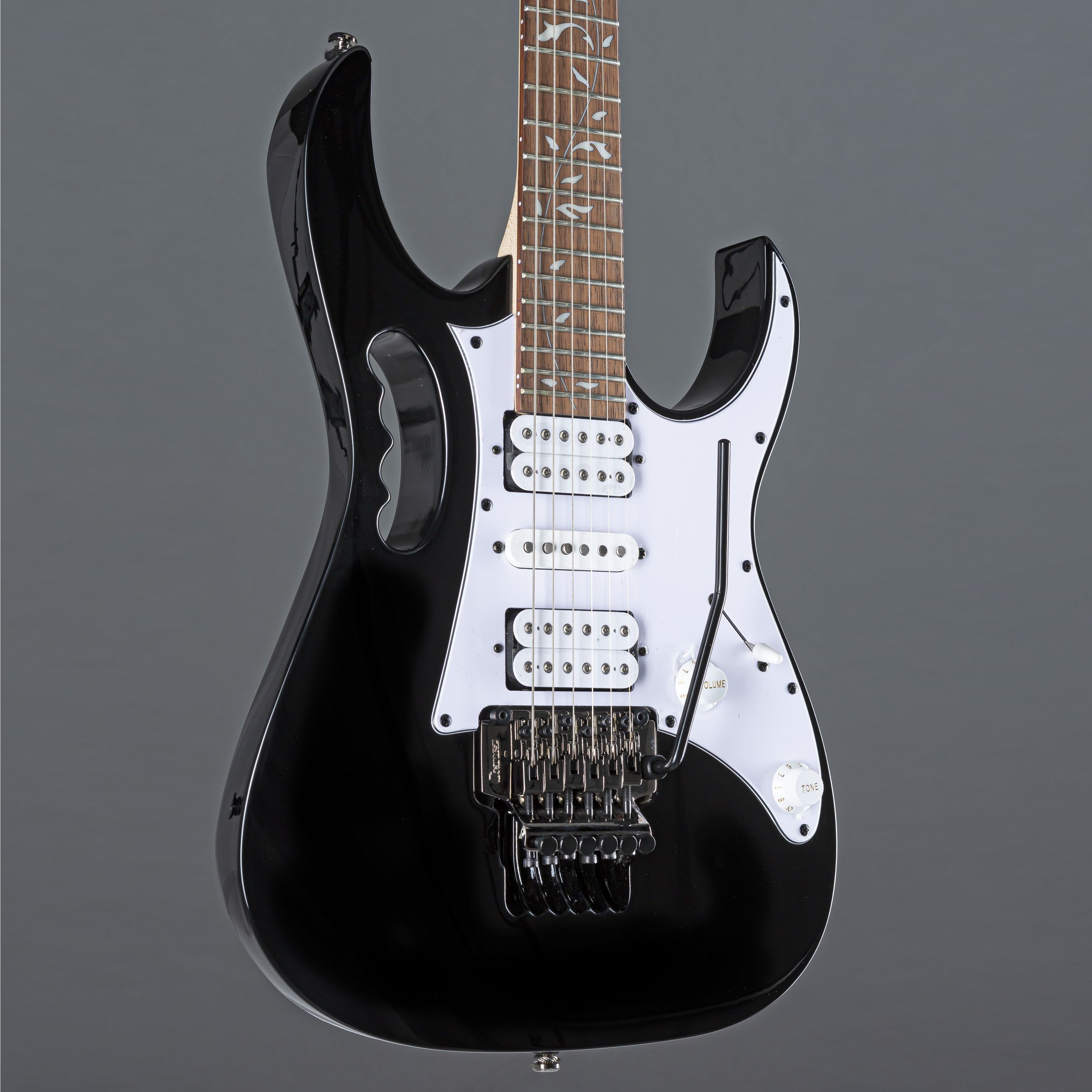 Ibanez E-Gitarre, E-Gitarren, Ibanez Modelle, JEMJR-BK Steve Vai Jem Jr. Black - E-Gitarre