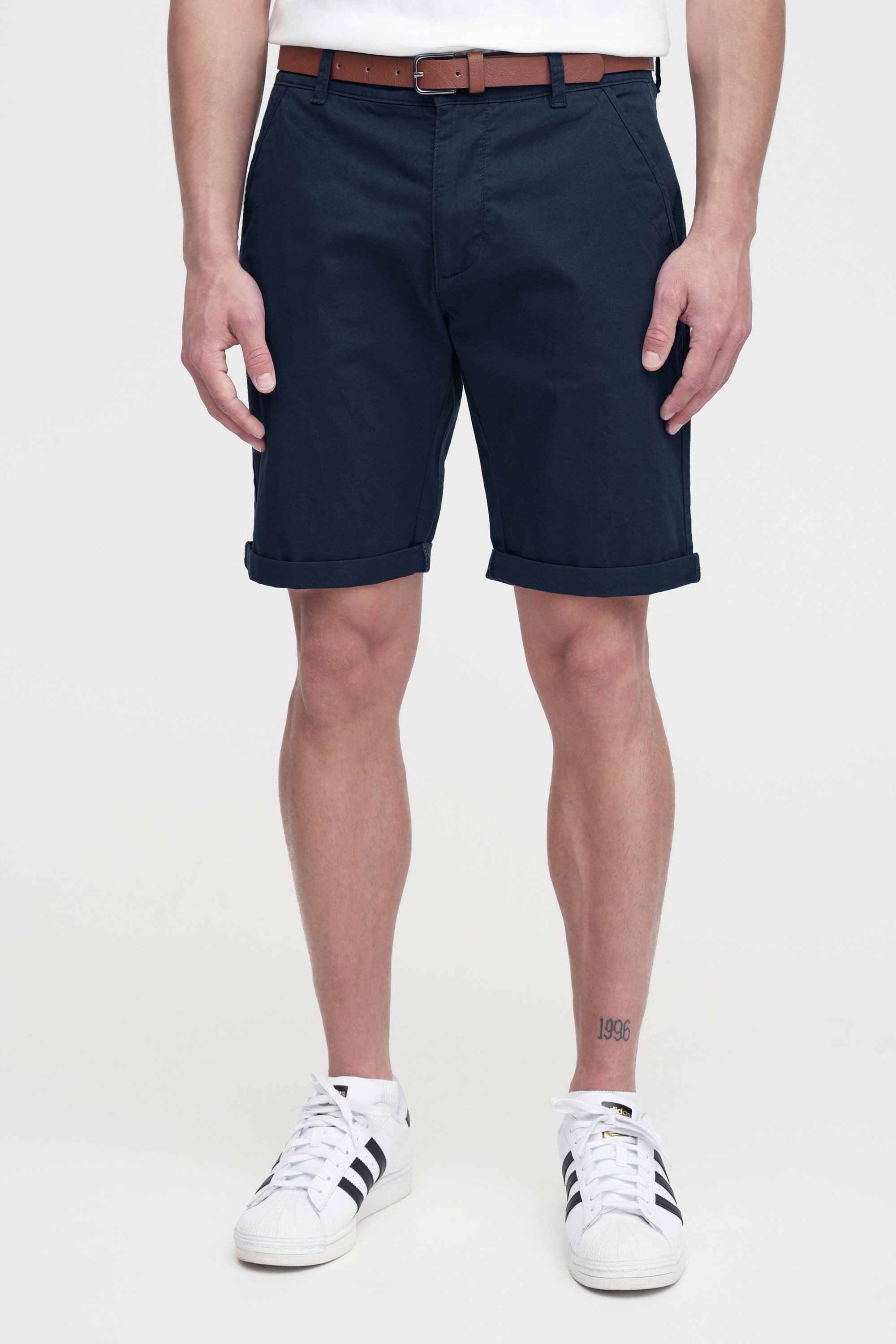 !Solid Chinoshorts SDMontijo kurze Hose mit Gürtel