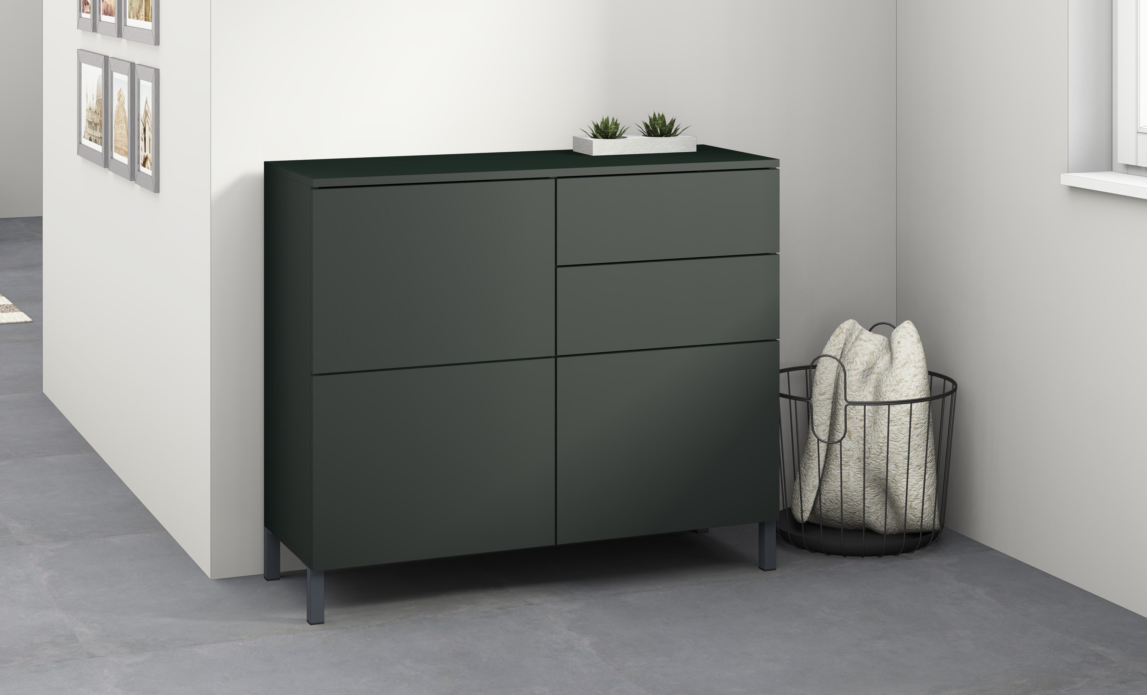 borchardt Möbel Kommode Haama, Sideboard mit Metallfüßen, Push-to-open-Technik, Breite 93 cm, Push-To-Open, verstellbare Einlegeböden, viel Stauraum, Breite 93cm