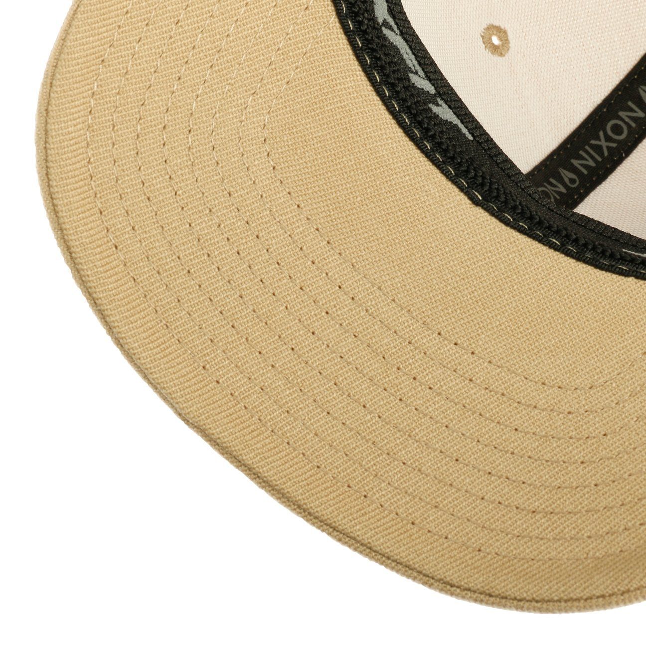 Nixon Baseball Cap (1-St) Fitted Cap Hinten geschlossen