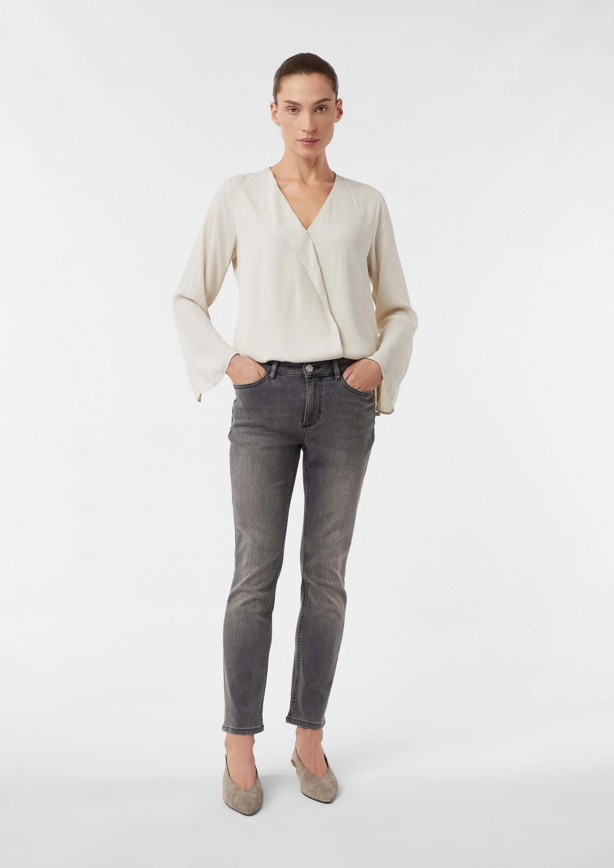comma Slim-fit-Jeans Jeans-Hose Elastische Slim-Fit-Jeans mit Schmuckknopf