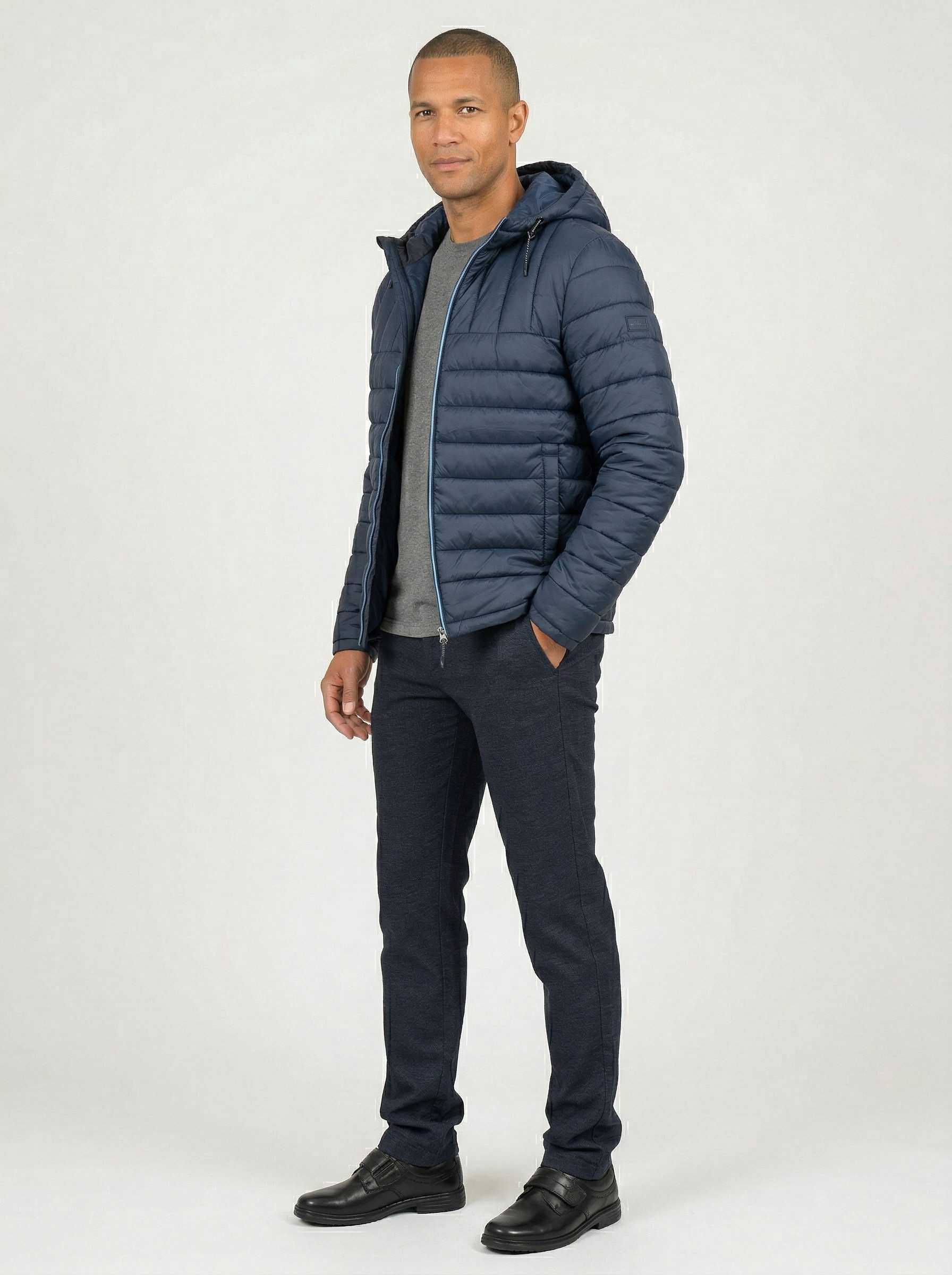 Zum Outfit 5