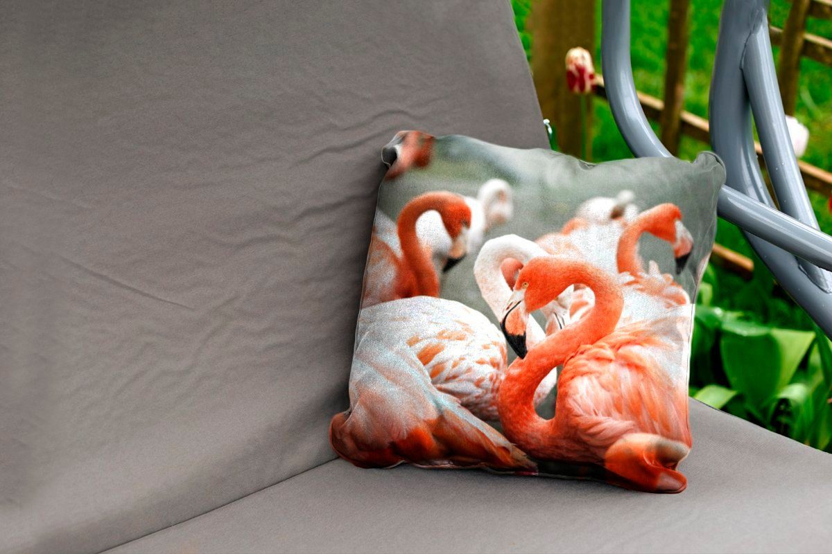 den Dekokissen Flamingos Outdoor MuchoWow Gruppe rosa Dekokissenbezug, auf Dekokissen, Teichen, Kissenhülle, Kissenbezüge, von