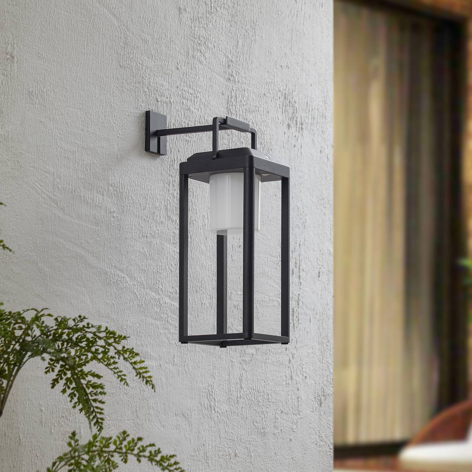 Lucande Außen-Wandleuchte Tilena, LED, Metall, Schwarz warmweiß IP54, LED 2 W gesamt, warmweiß