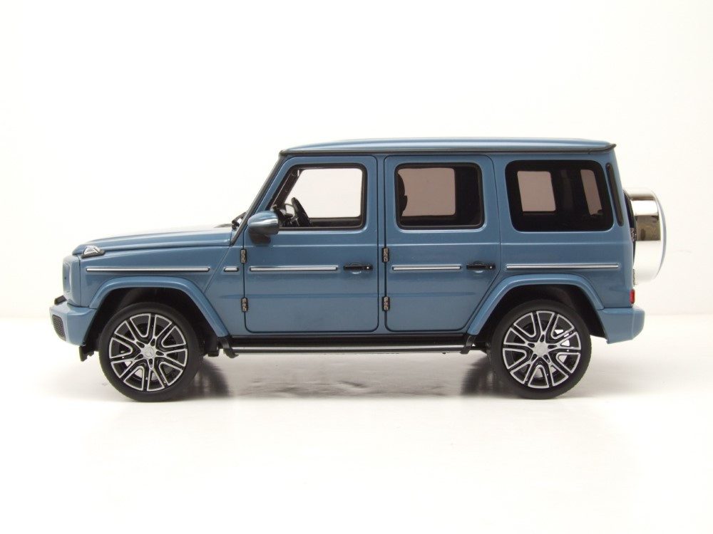 Norev Modellauto Mercedes G-Klasse G-Modell 2024 vintage blau, Maßstab 1:18