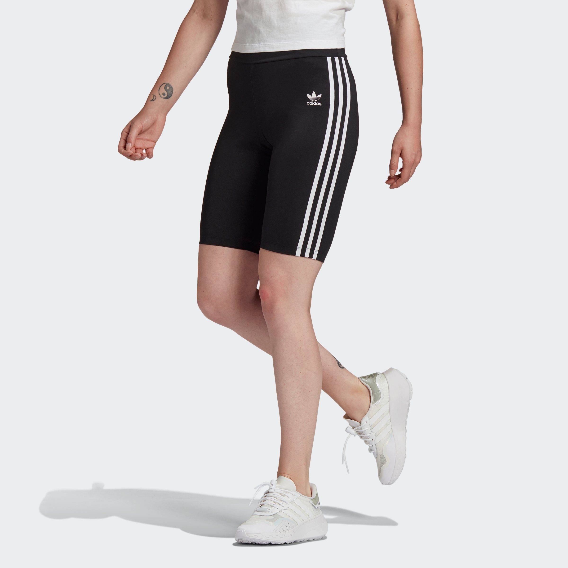 Radlerhose Originals ADICOLOR BLACK adidas RADLERHOSE CLASSICS (1-tlg) HIGH-WAISTED