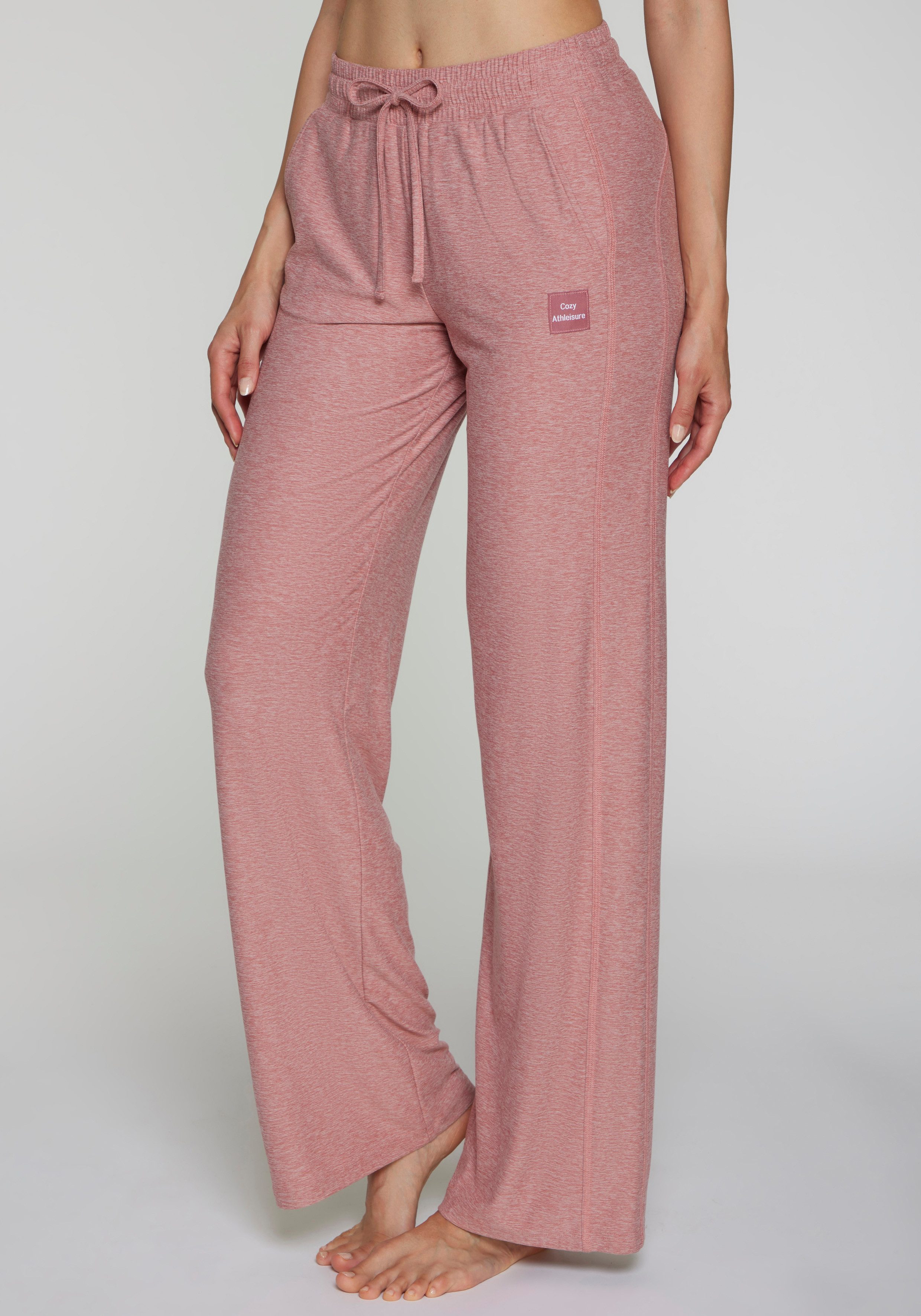 Vivance Active by Lascana Loungehose im lässigem Look mit weitem Bein. Loungwear - Serie