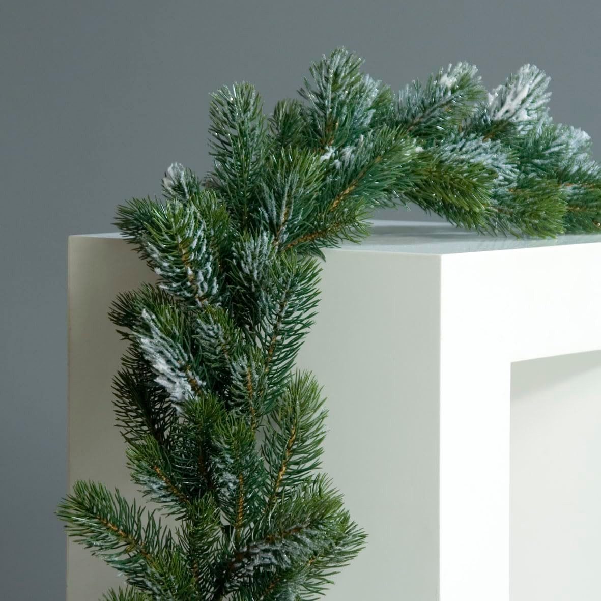 Kunstgirlande Künstliche Edeltannengirlande mit Schneeeffekt 180cm, Tannengrün, mucPlants