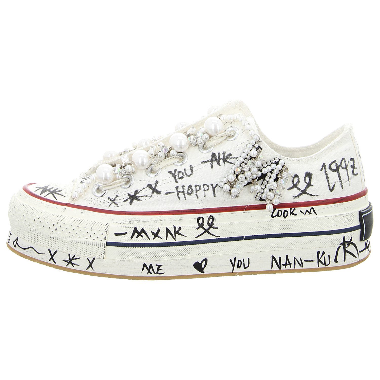NAN-KU Sneaker