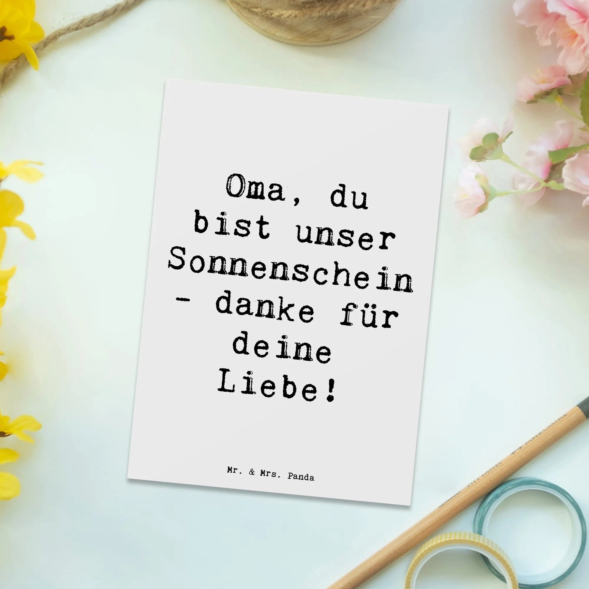 Thumbnail - Mr. & Mrs. Panda Postkarte Spruch Oma Sonnenschein - Weiß - Geschenk, Dankbarkeit, Geschenke, li, Glücksmomente teilen