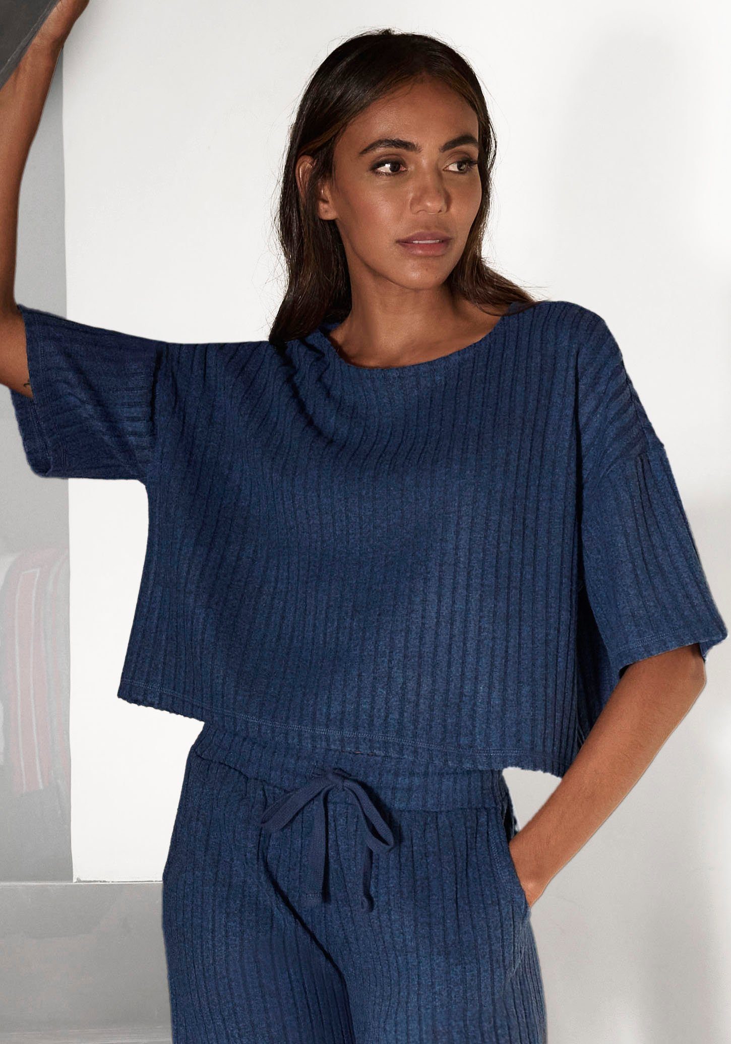 LASCANA -Loungeshirt Strick, blau-melange aus Loungewear weichem 3/4-Arm-Shirt