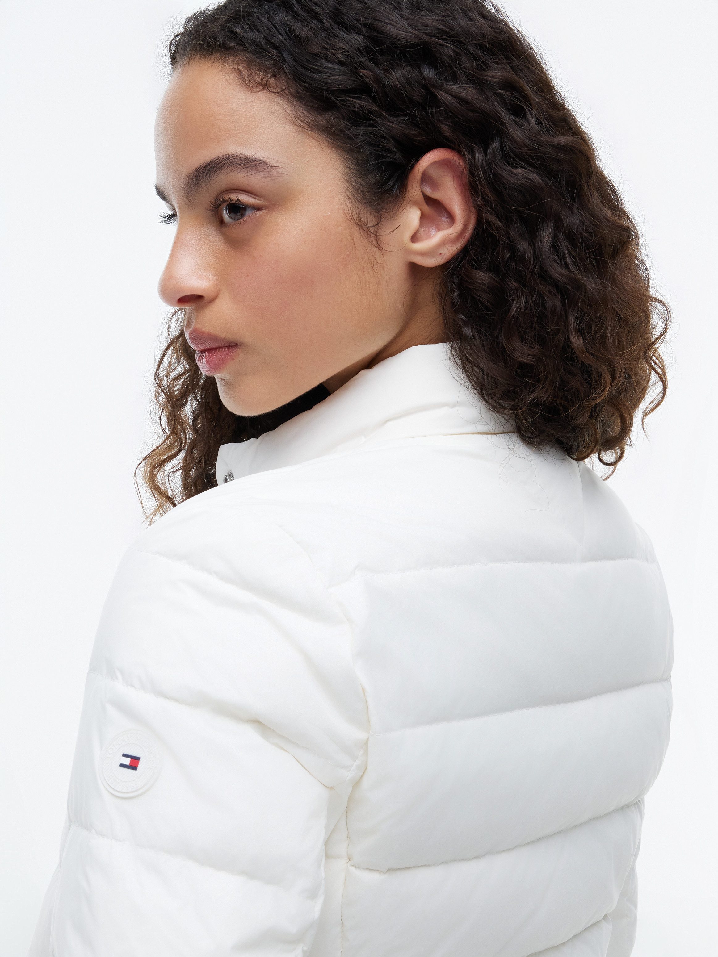 Tommy Hilfiger Daunenjacke LW DOWN PACKABLE JACKET aus pflegeleichter Kunstfaser, leichte Steppqualität