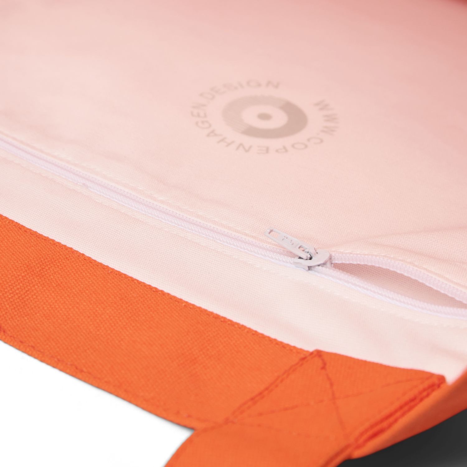 Pantone Universe Tragetasche Strandtasche Orange 021