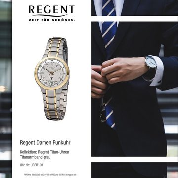 Regent Funkuhr Regent Damen-Armbanduhr grau gold Analog, Damen Funkuhr rund, klein (ca. 29mm), Titan, Goldarmband