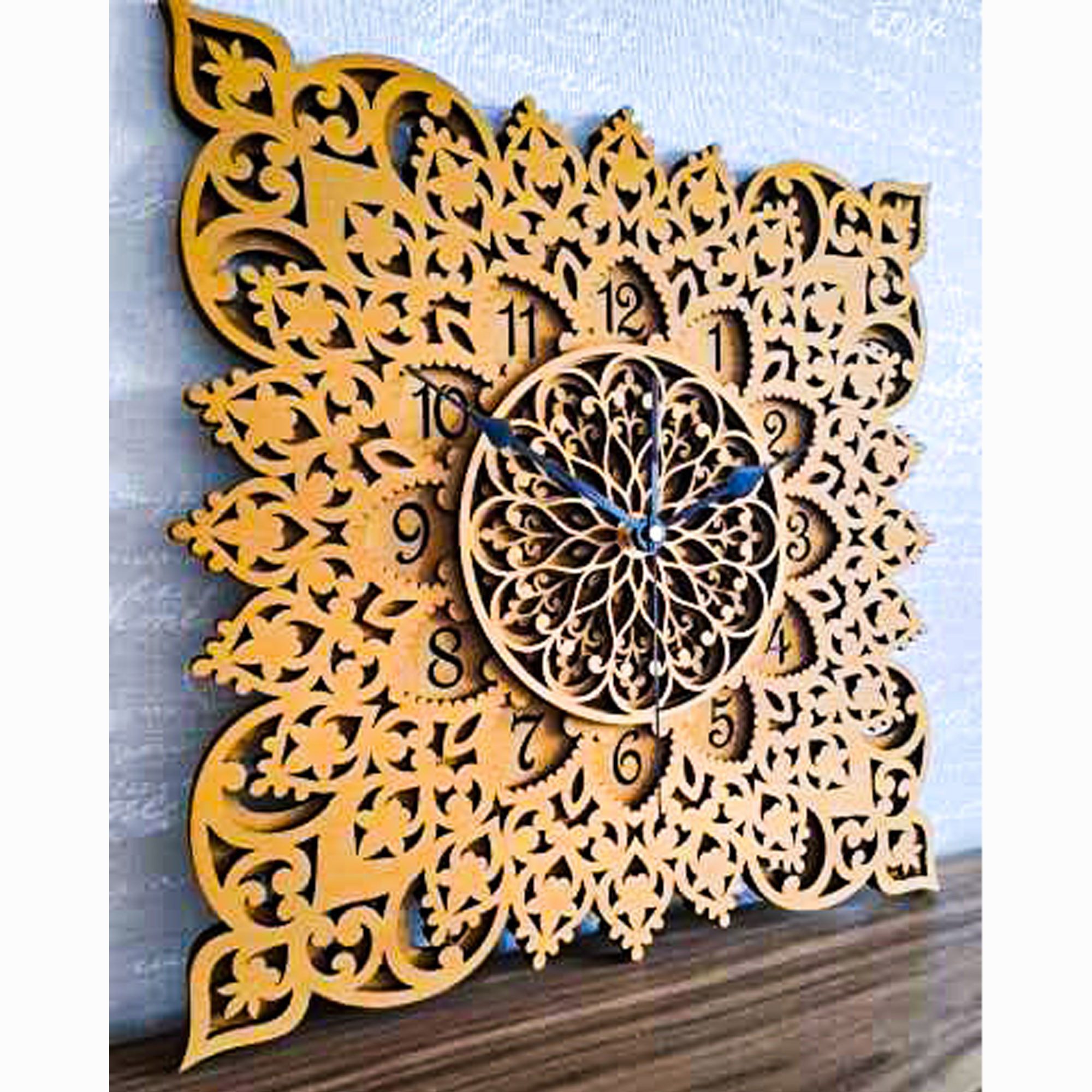 ORNAMENTI Wanduhr Grosse, vintage Wanduhr, Quadrat, Ornament, holz, hingucker Wanduhr (quadratisch, ohne Ticken, Wanddeko, 3 Größen 40, 50, 60 cm)