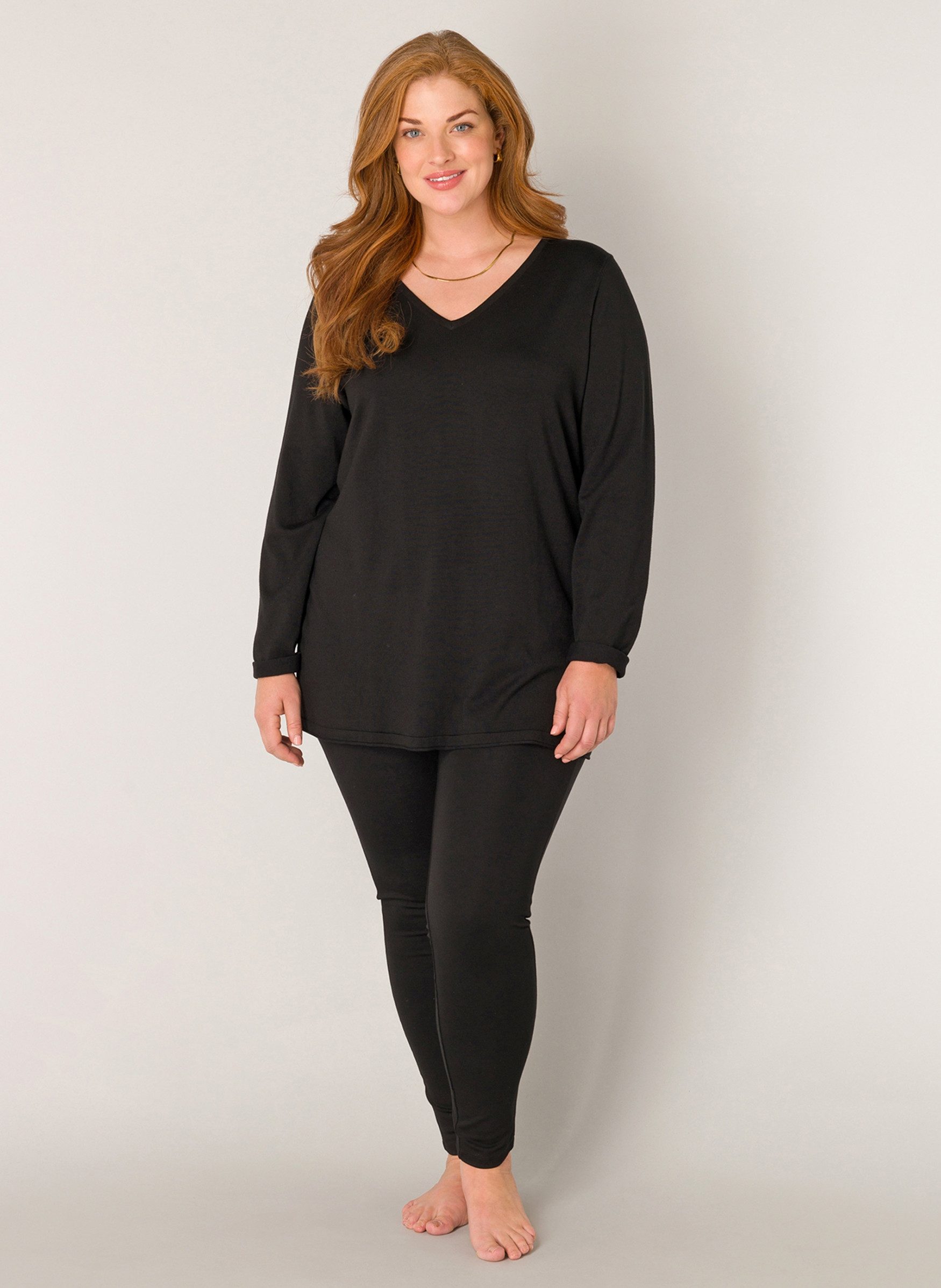 Base Level Curvy Strickpullover Anine mit V-Ausschnitt günstig online kaufen