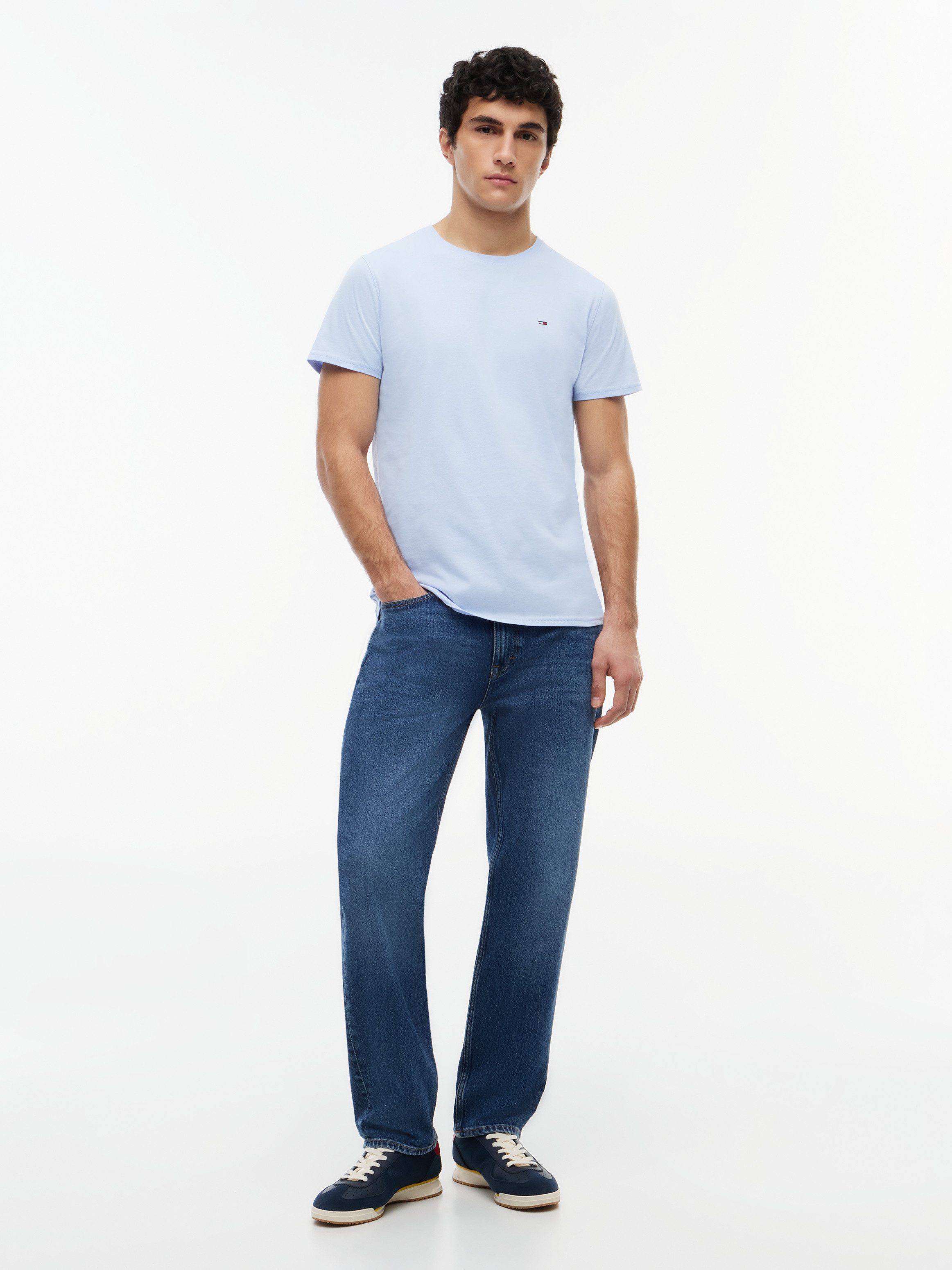 Tommy Jeans T-Shirt TJM ESSENTIAL SOLID mit Rundhalsausschnitt und dezenter Logo-Flag