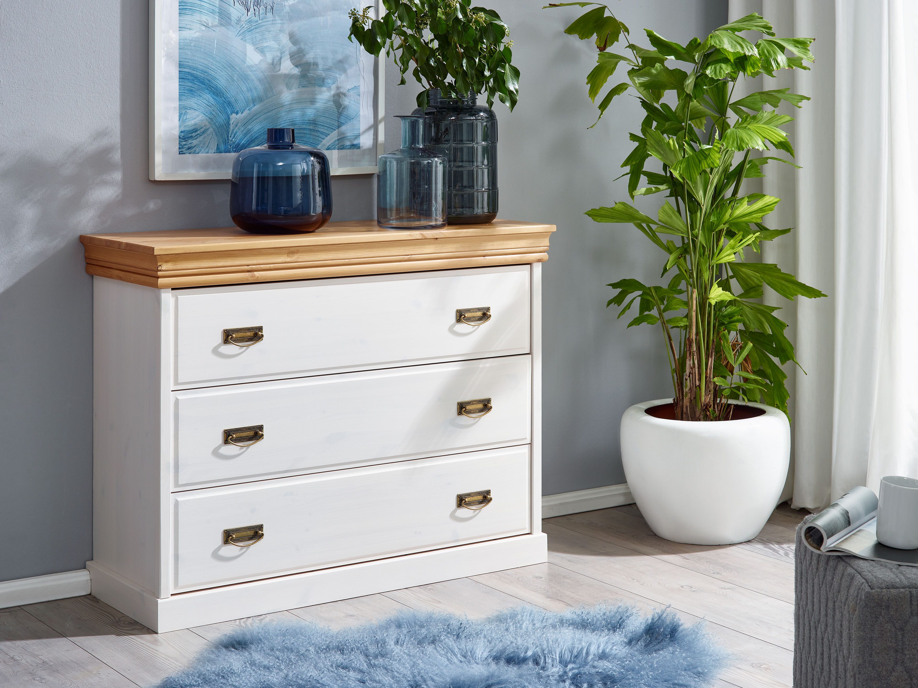 Woodroom Kommode Pila (Kiefer massiv weiß gewachst, 107 × 84 × 41 cm), Anrichte, Sideboard, Kommode mit 3 Schubladen
