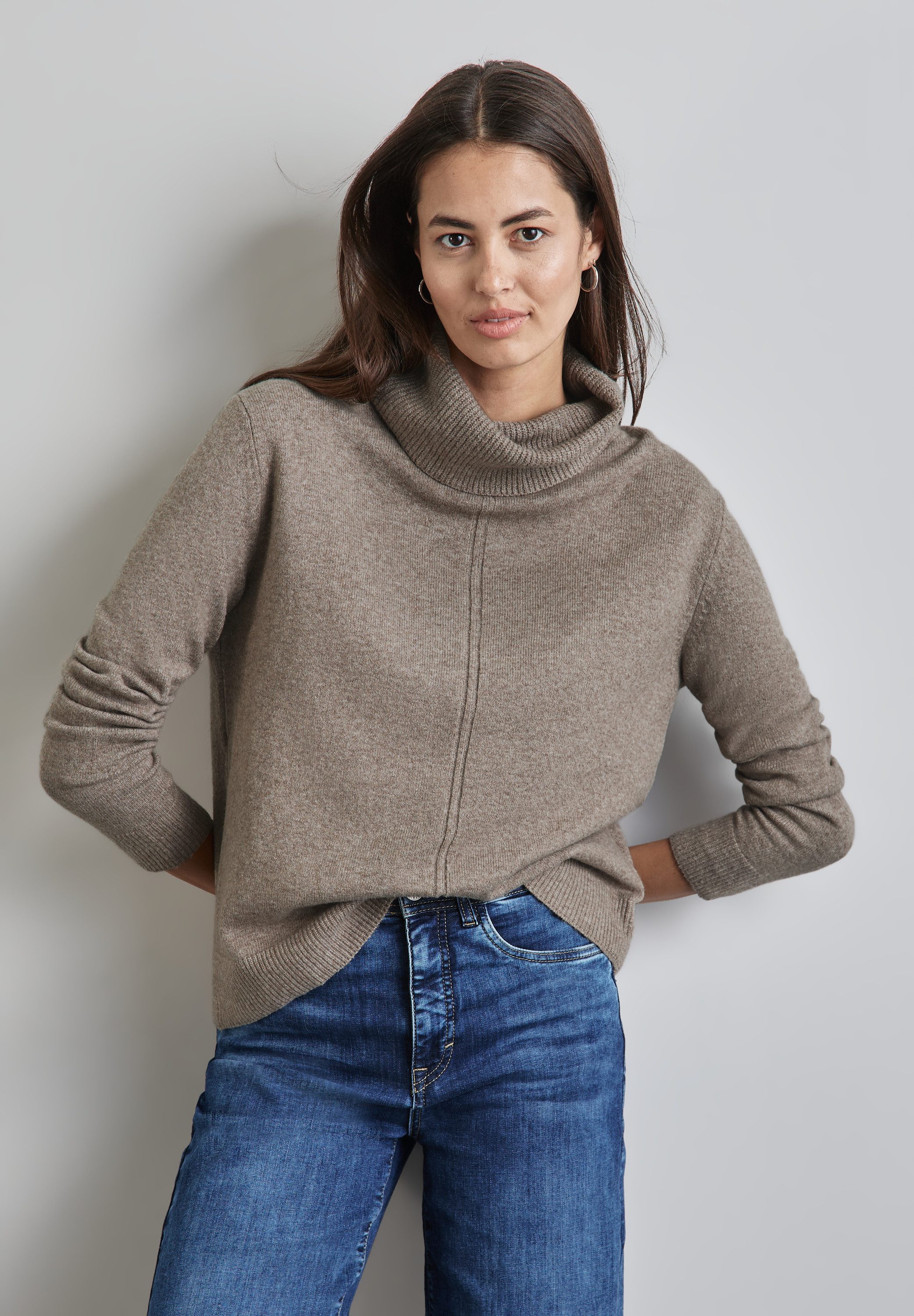 Rollkragenpullover