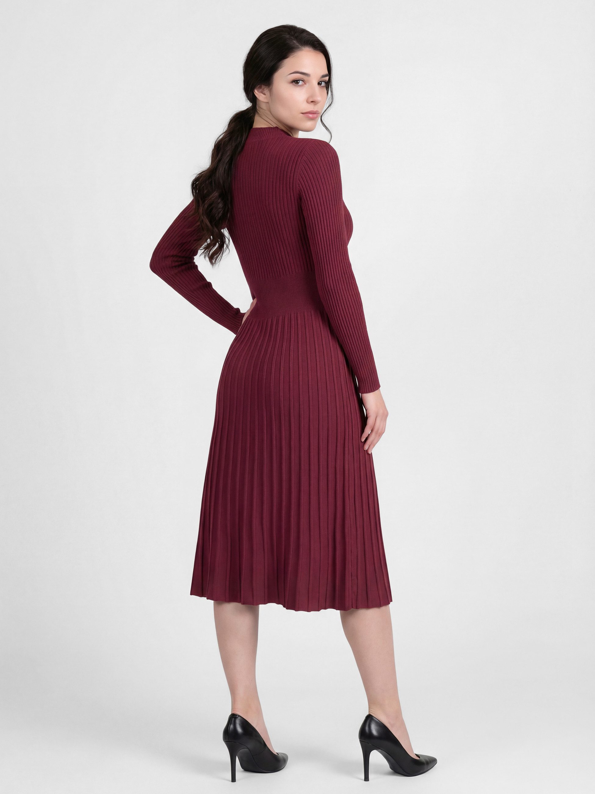 PEKIVESSA Strickkleid Midikleid tailliert weicher Strick mit ausgestelltem Rockteil