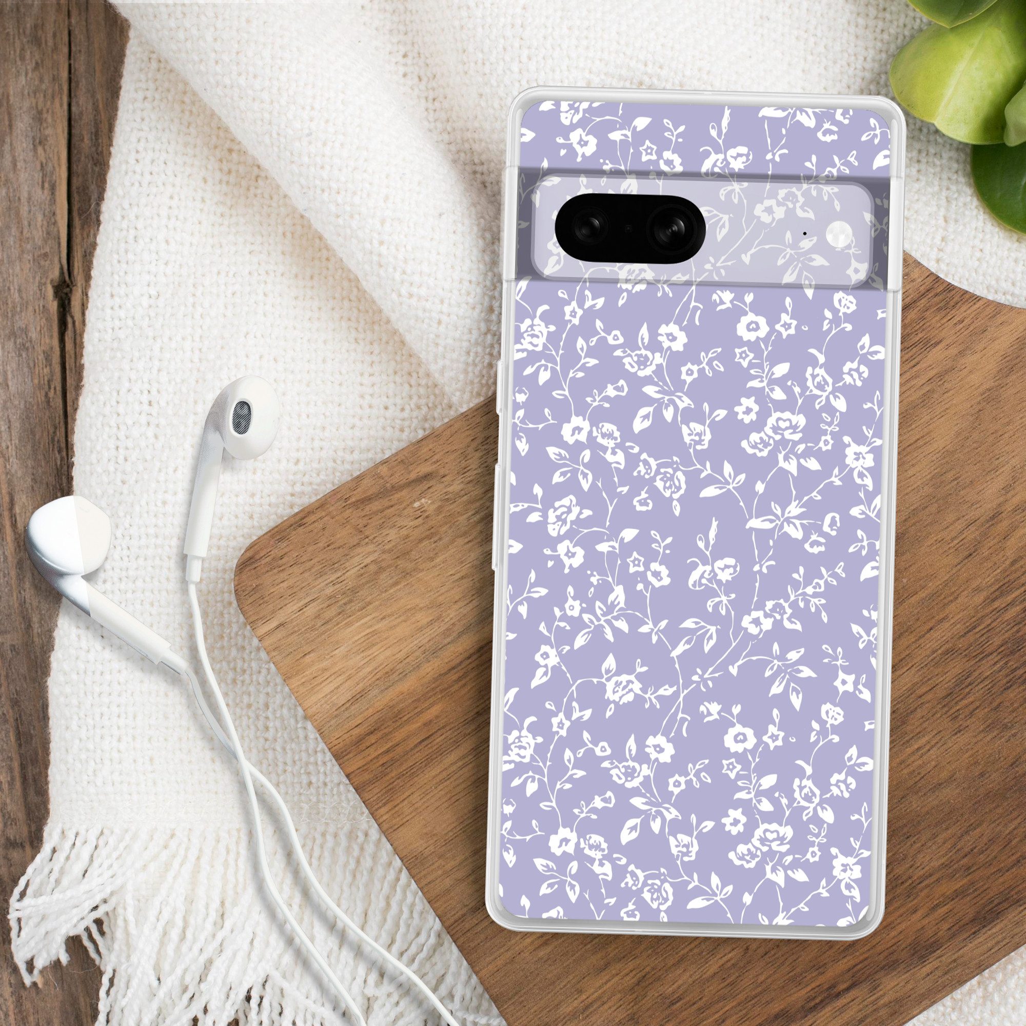 MuchoWow Handyhülle für Google Pixel 7 Florales Muster - Lila - Weiß - Blumen, Phone Case, Silikon, Schutzhülle Dünn