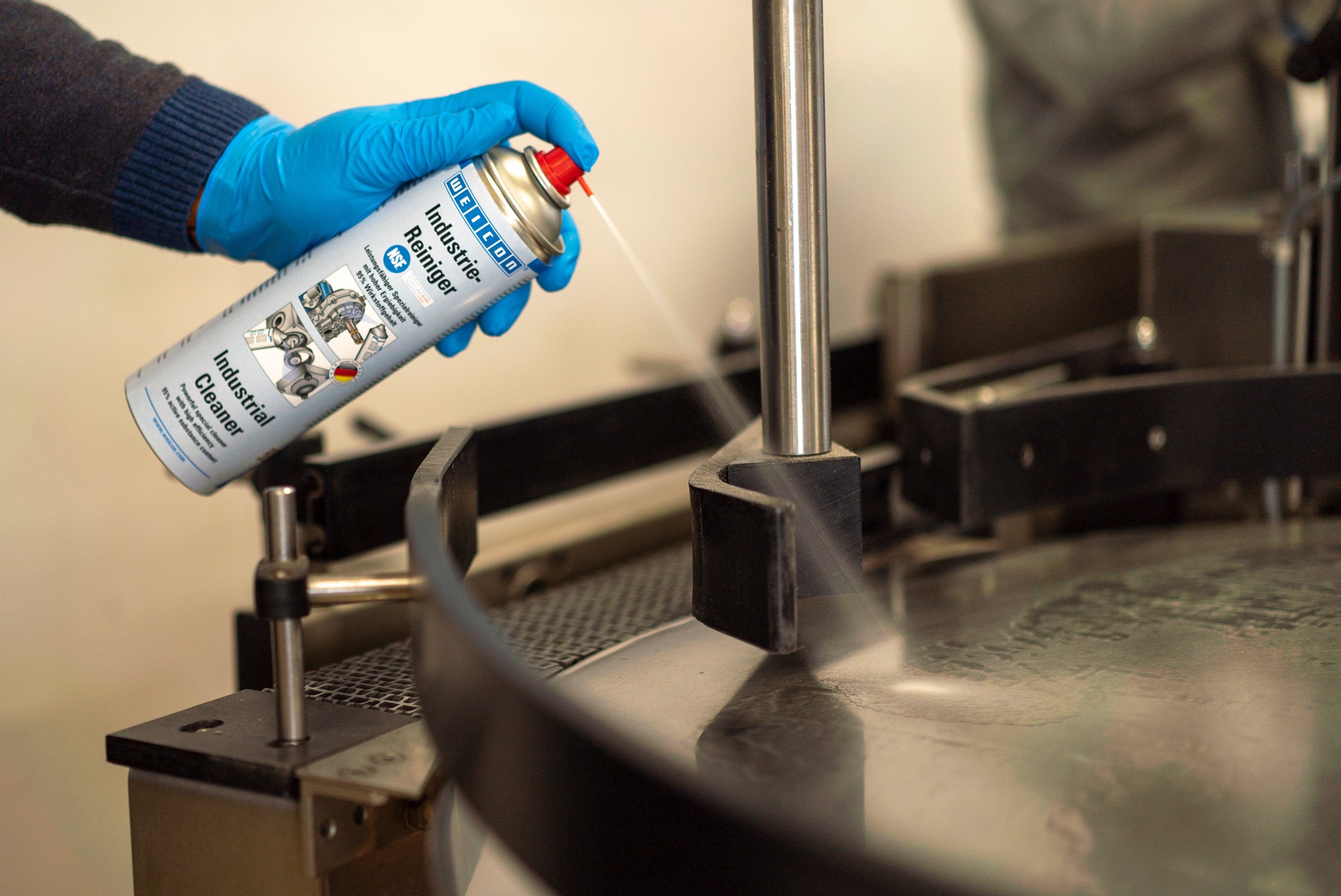 WEICON Industrie-Reiniger, Reiniger mit einem Wirkstoffgehalt von 95% Sprühreiniger (NSF-zertifiziert, 95 % Wirkstoffgehalt)