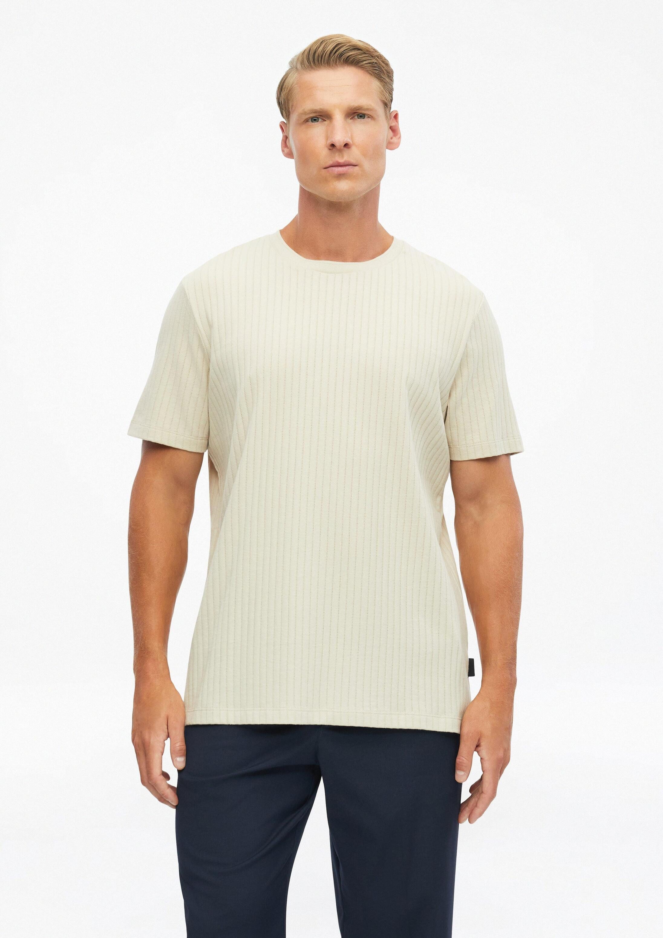s.Oliver Kurzarmshirt T-Shirt Edles T-Shirt mit feiner Rippstruktur