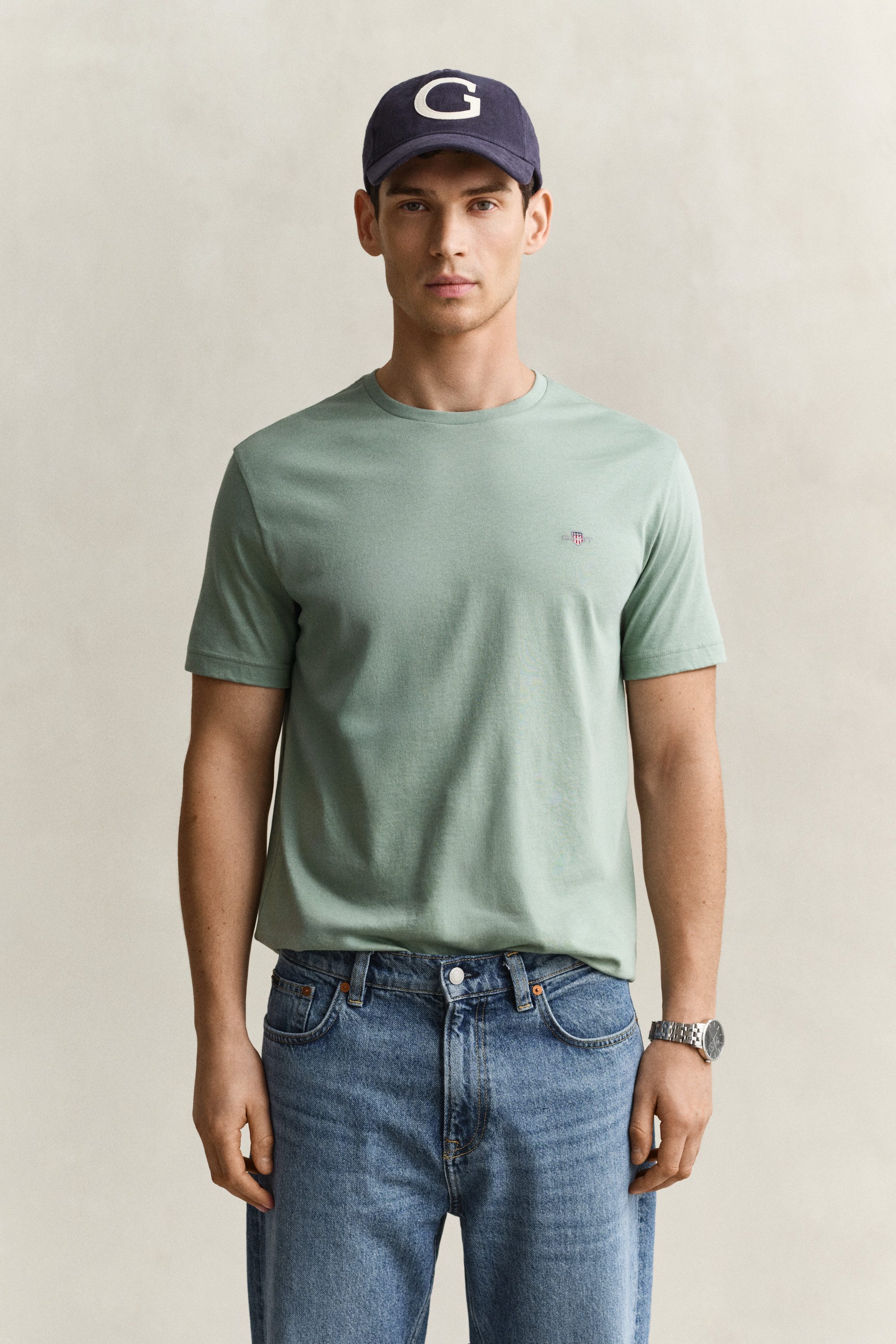 Gant T-Shirt REG SHIELD SS T-SHIRT mit Logostickerei auf der Brust