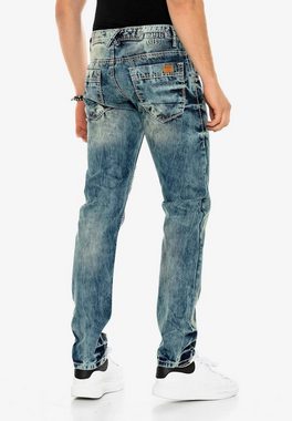 Cipo & Baxx Straight-Jeans in bequemem Regular Fit-Schnitt