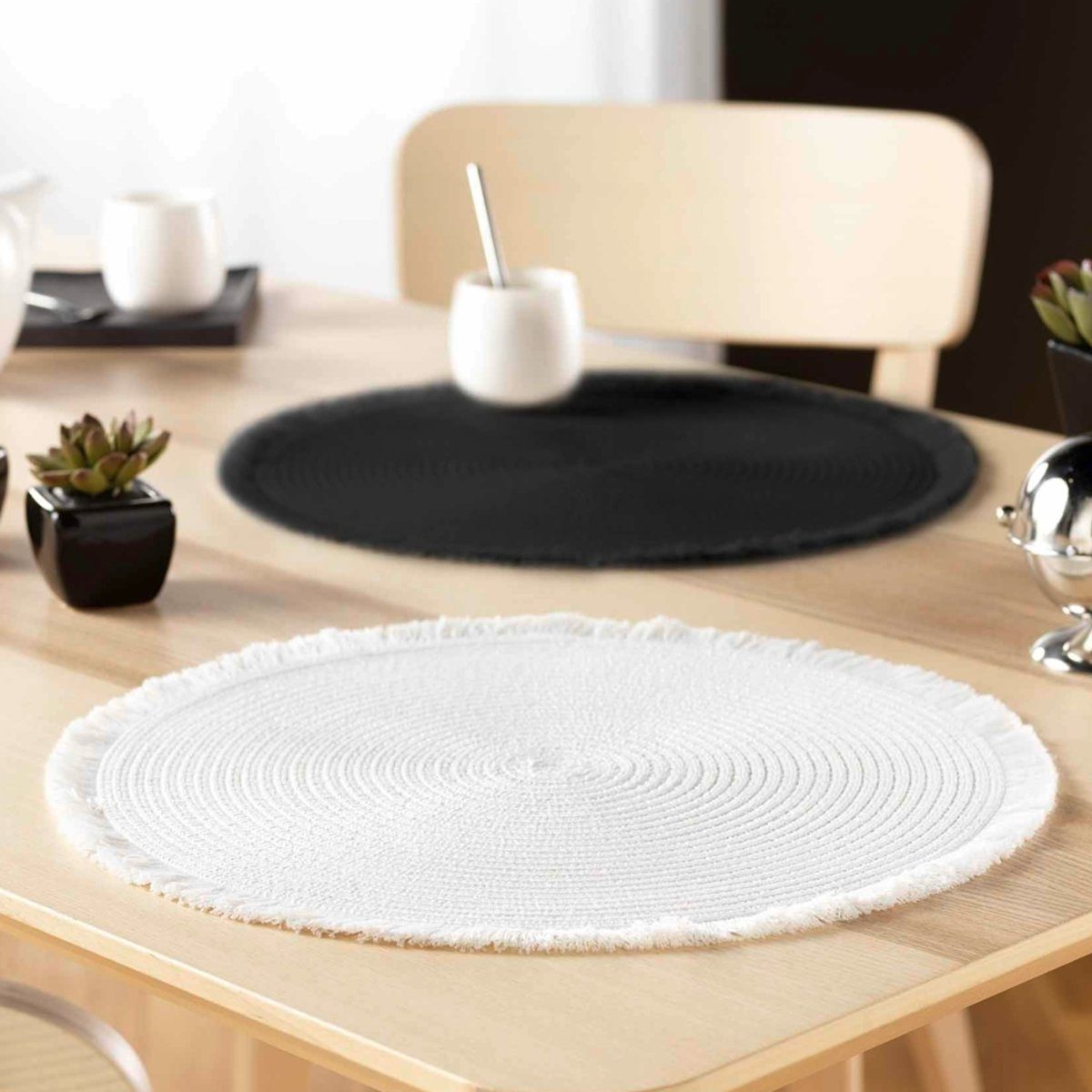Macosa Home Platzset Tischdeko schwarz rund 38 cm Tischunterlagen Tischdeko Platzdeckchen, (4-St), Tischset Tisch Untersetzer Teller Unterlage