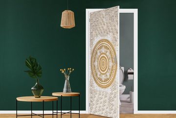 MuchoWow Türtapete Mandala - Blumen - Gold - Weiß - Design, Matt, bedruckt, (1 St), Fototapete für Tür, Türaufkleber, 75x205 cm