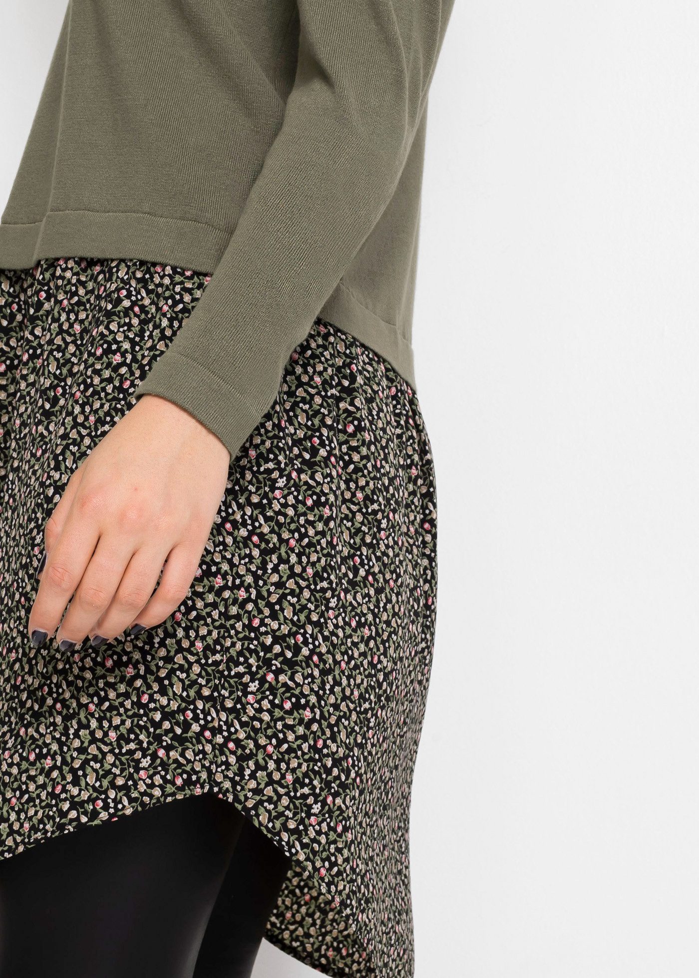 bonprix 2-in-1-Pullover im Materialmix, mit geblümten Rockansatz, bequem