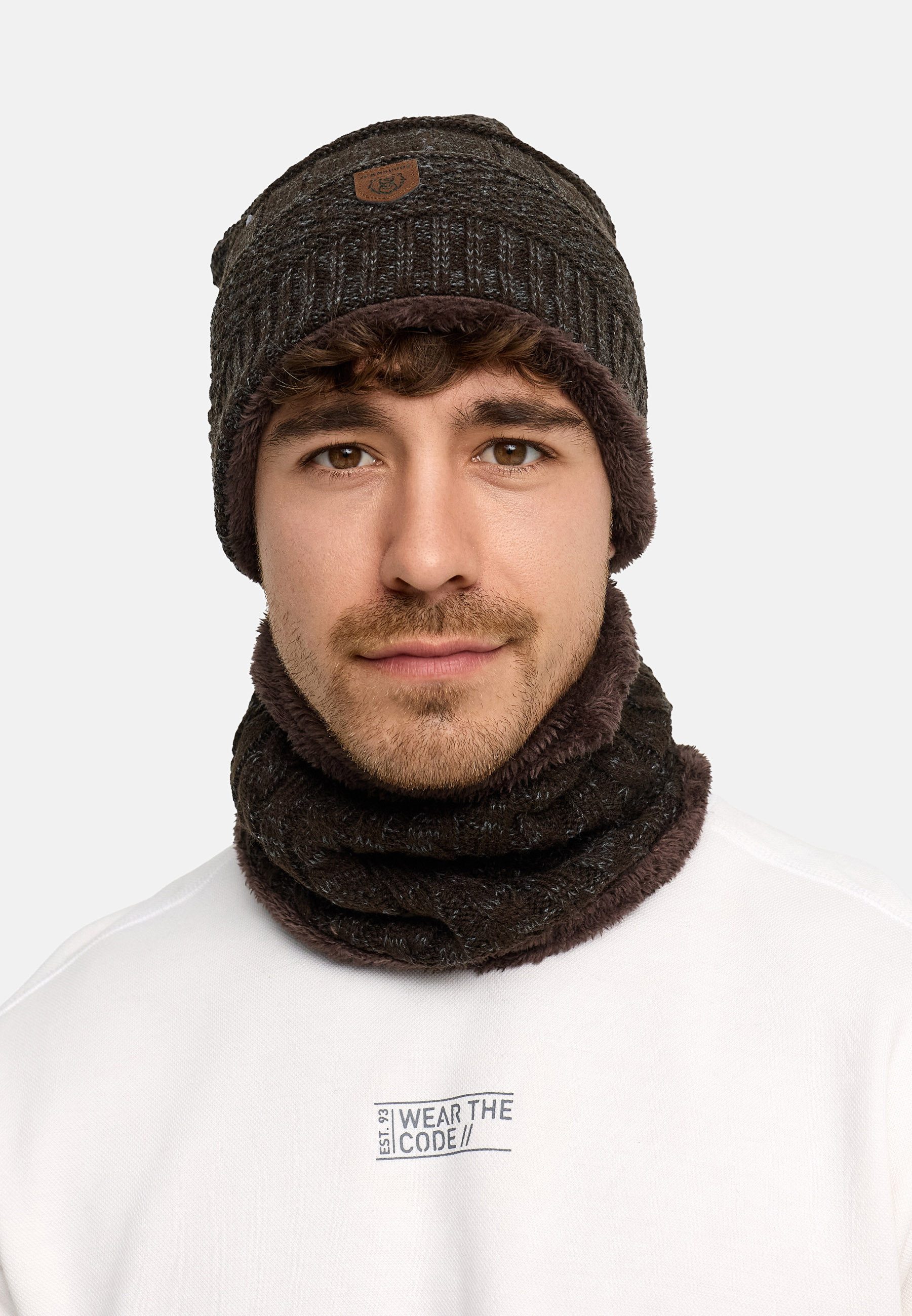 Indicode Strickmütze Herren Siracusa Strickmütze Herrenmütze Set (2-St) Set aus Mütze & Schal