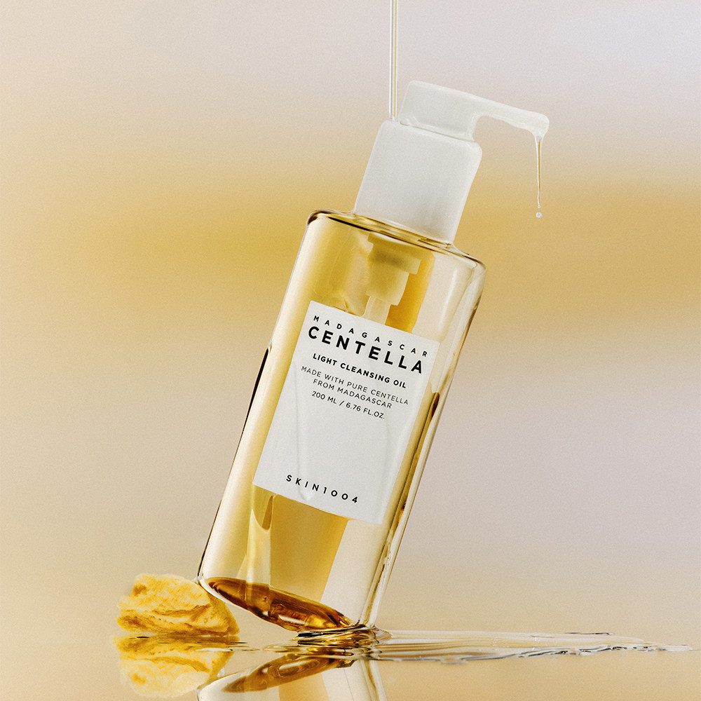 SKIN1004 Gesichts-Reinigungsöl MADAGASCAR CENTELLA LIGHT CLEANSING OIL, für reife und trockene Haut, reinigt sanft und spendet Feuchtigkeit
