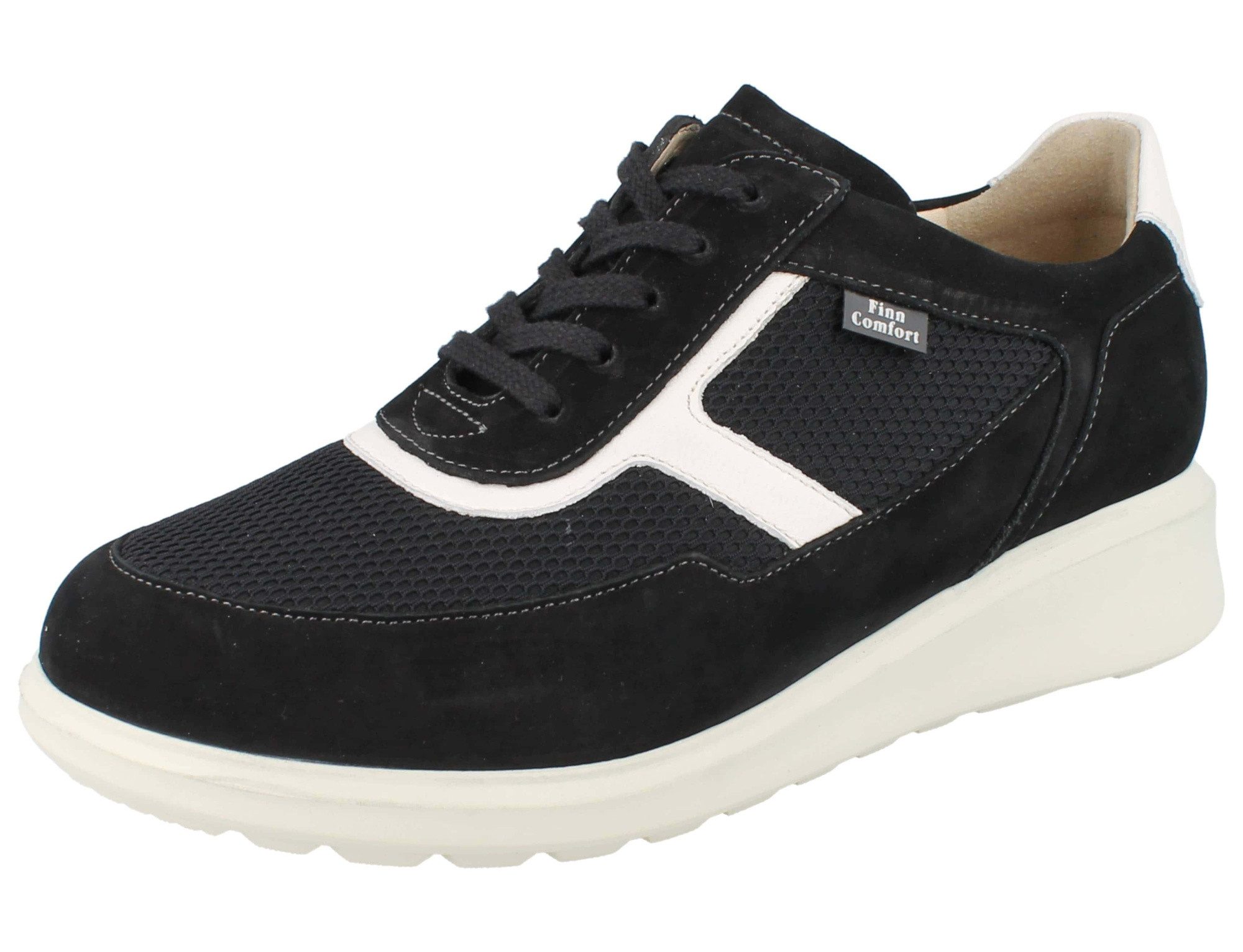 Schnürschuh