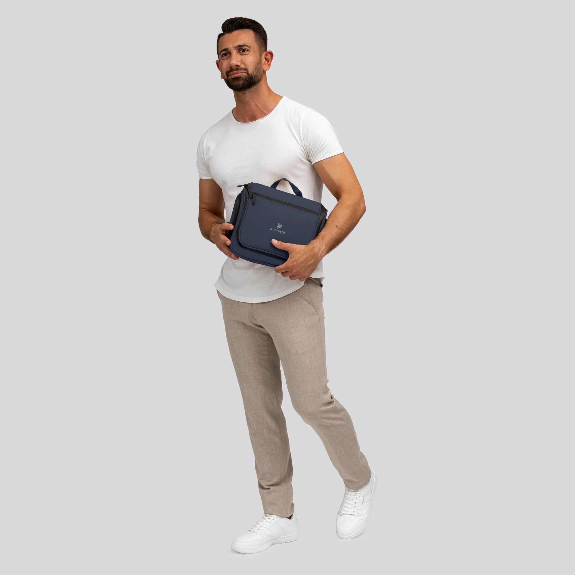 Pactastic Kulturbeutel Urban Collection, Veganes Tech-Material günstig online kaufen