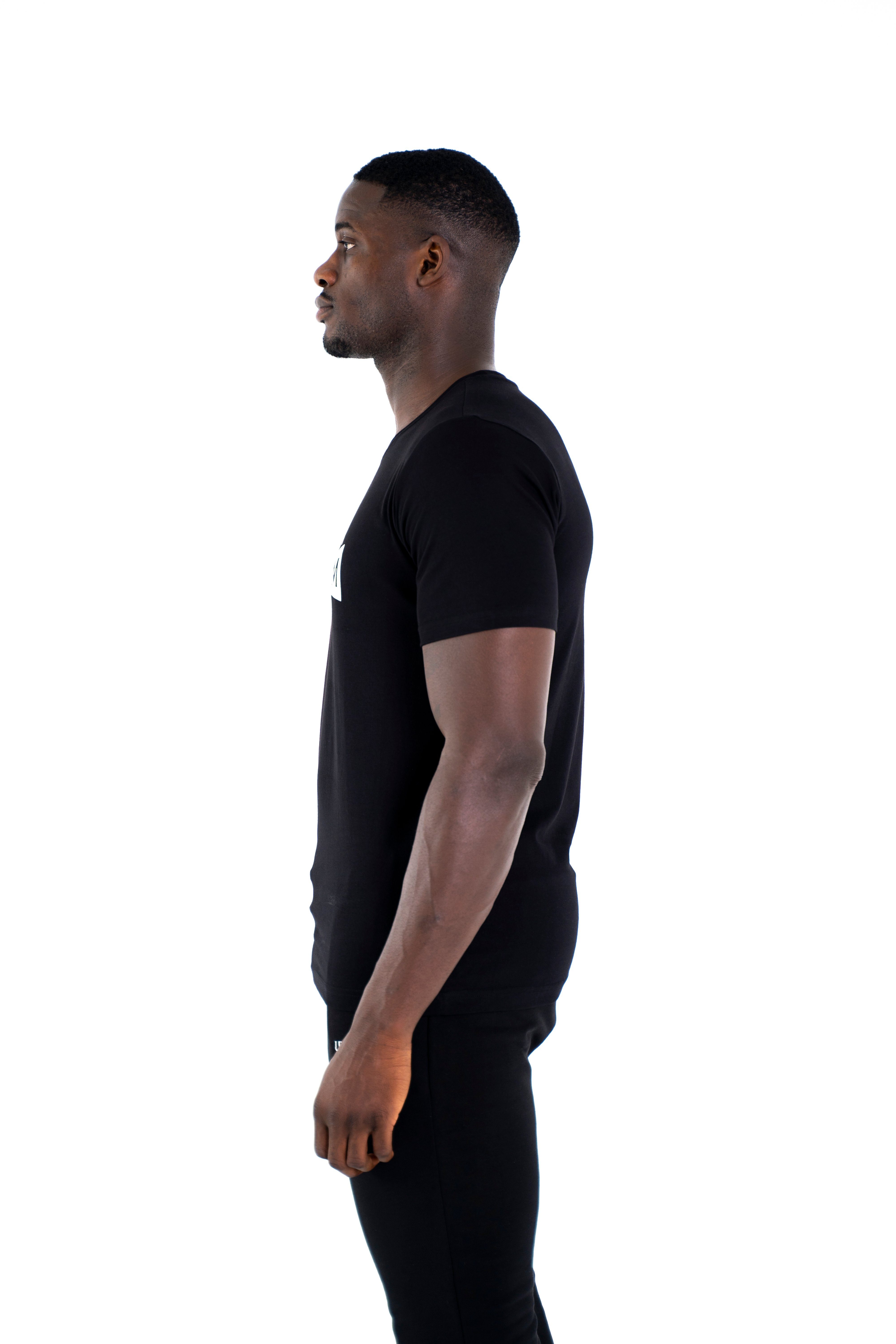 Sportwear Shirt Rundhalsausschnitt, 100% schwarz C-Neck Universum Cotton Baumwoll T-Shirt Modern