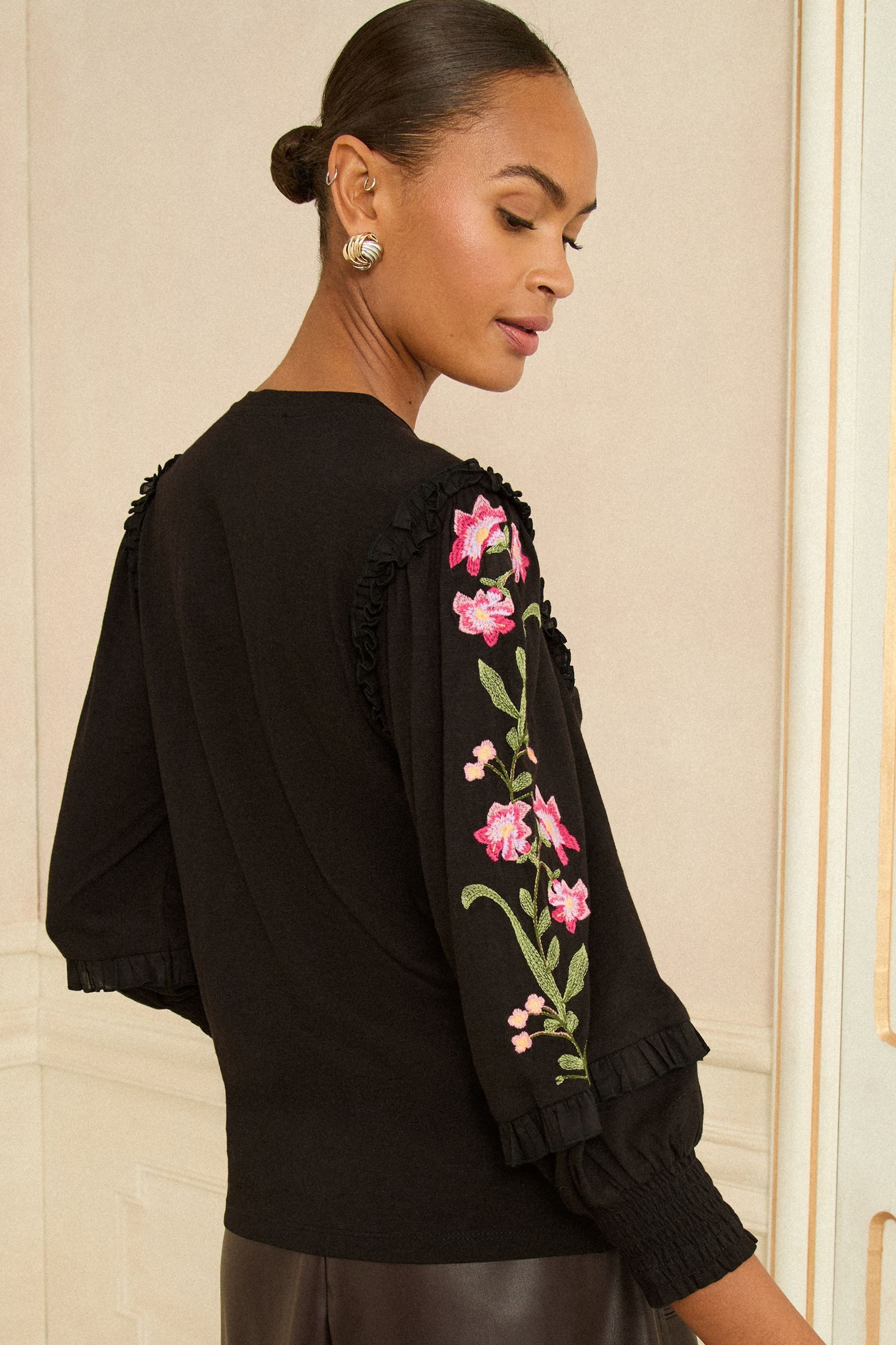 Love & Roses Langarmbluse Love & Roses Jersey-Oberteil mit Stickerei (1-tlg günstig online kaufen