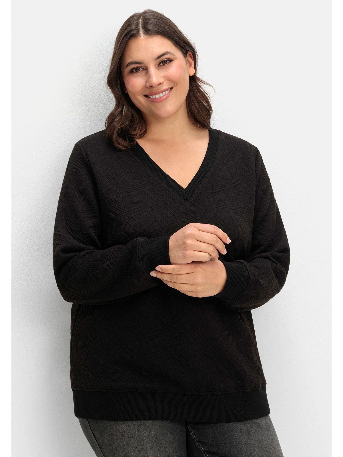 Sheego Sweatshirt Große Größen mit Steppmuster und V-Ausschnitt