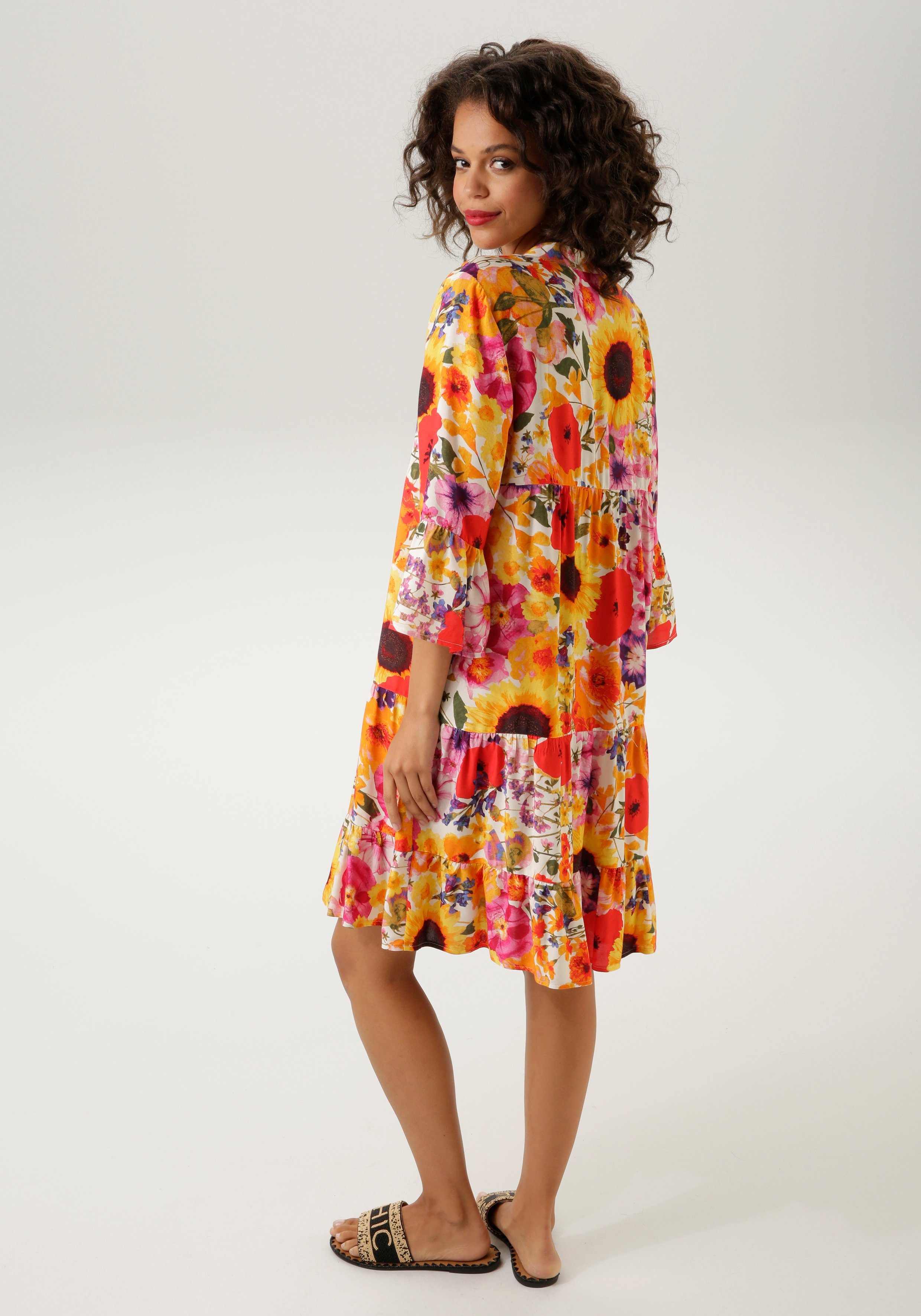 Aniston CASUAL Tunikakleid mit farbenfrohem, großflächigem günstig online kaufen