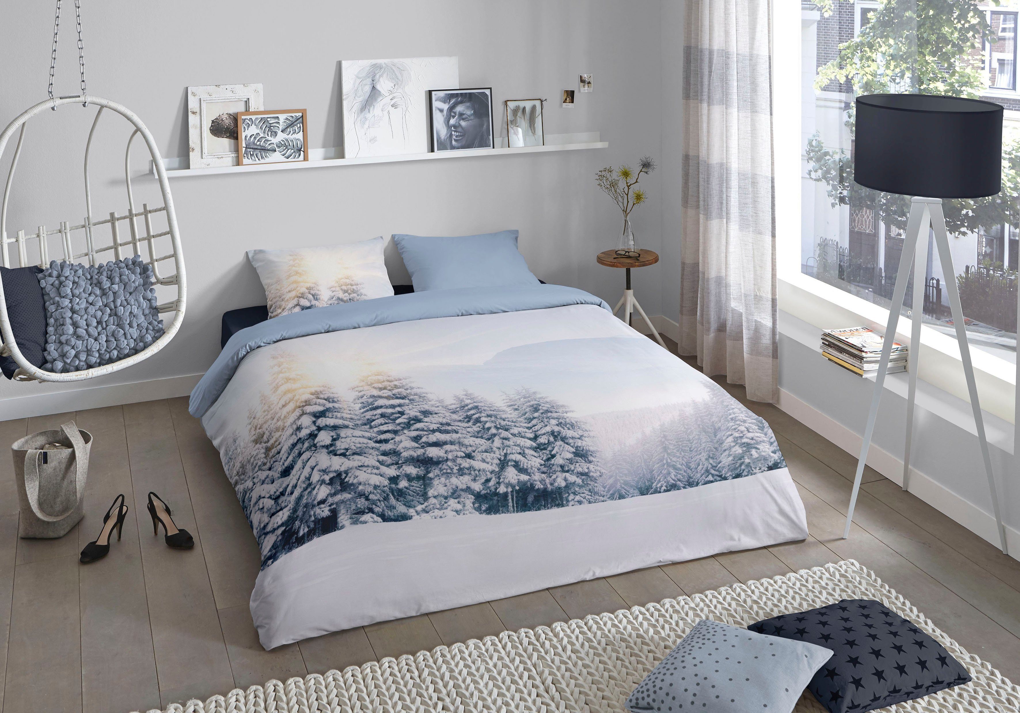 PURE luxury collection Wendebettwäsche Winter View, Microfaser, 2 teilig, Mikrofaser, 135x200, Pflegeleicht, Reißverschluss, Wendeoptik, Winter