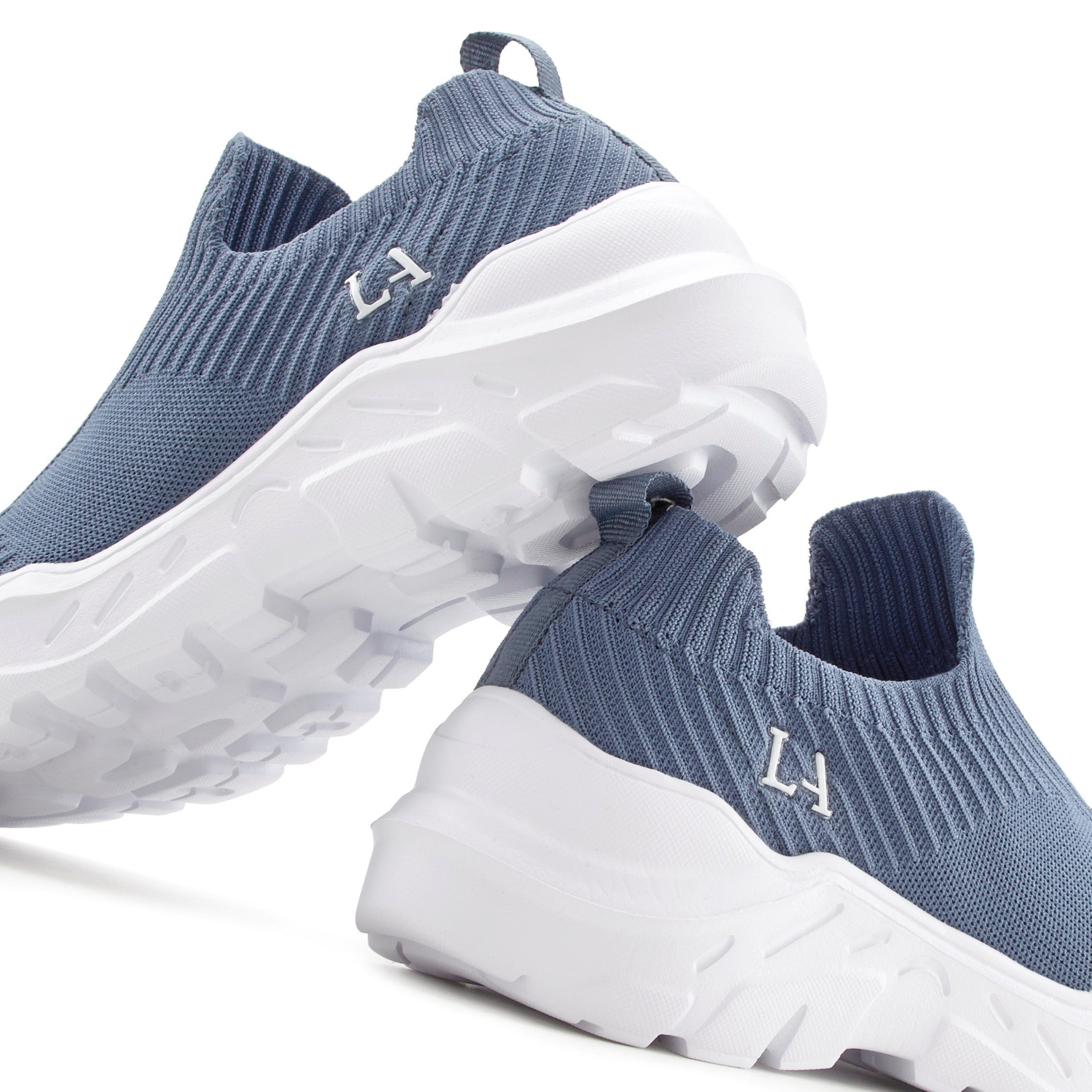 LASCANA Slip-On-Sneaker, Sneaker Halbschuh, Slipper, Freizeitschuh zum Reinschlüpfen VEGAN