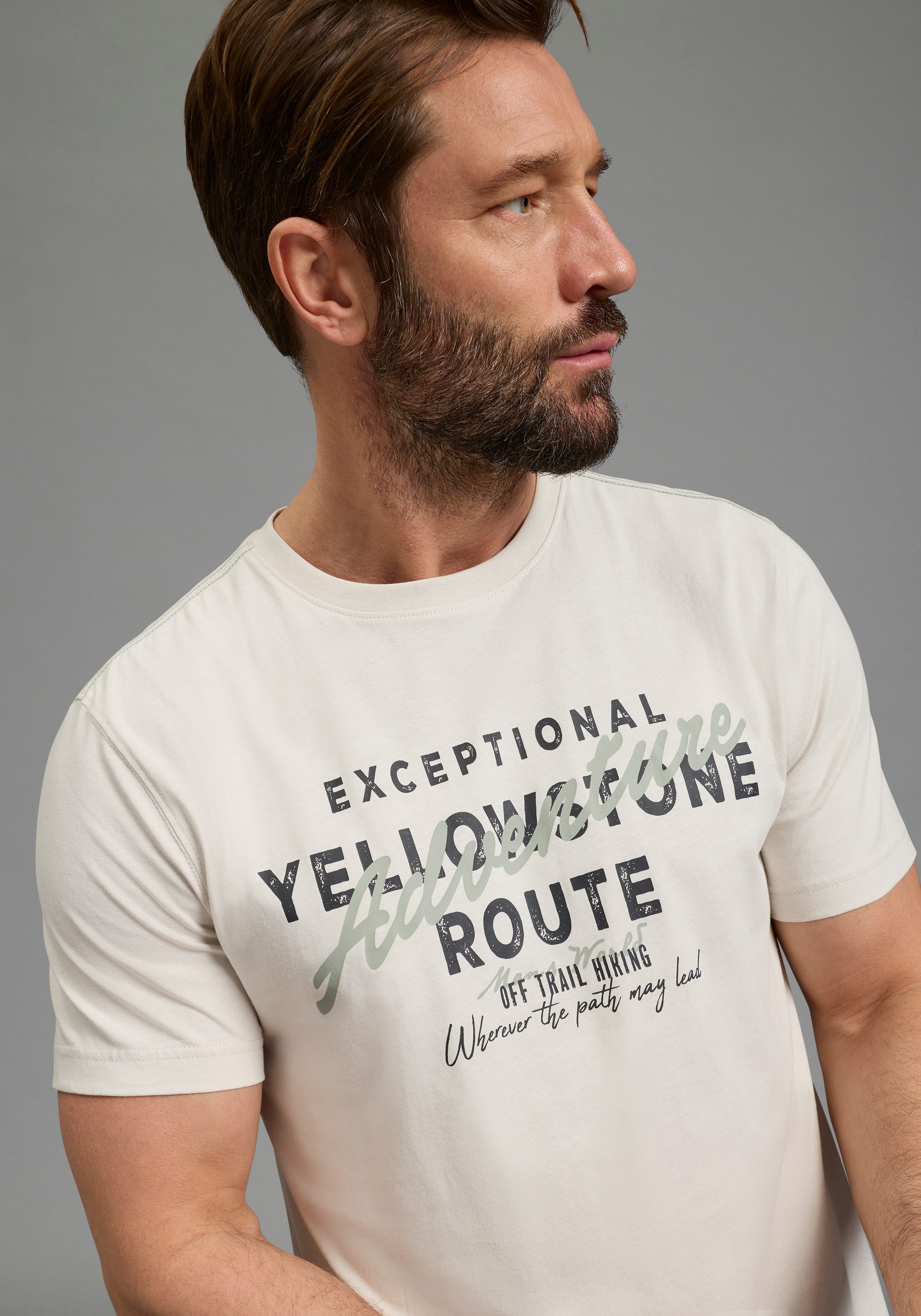 Man's World Rundhalsshirt Neue Kollektion! normale Passform, Kurzarm, mit Print-Applikation