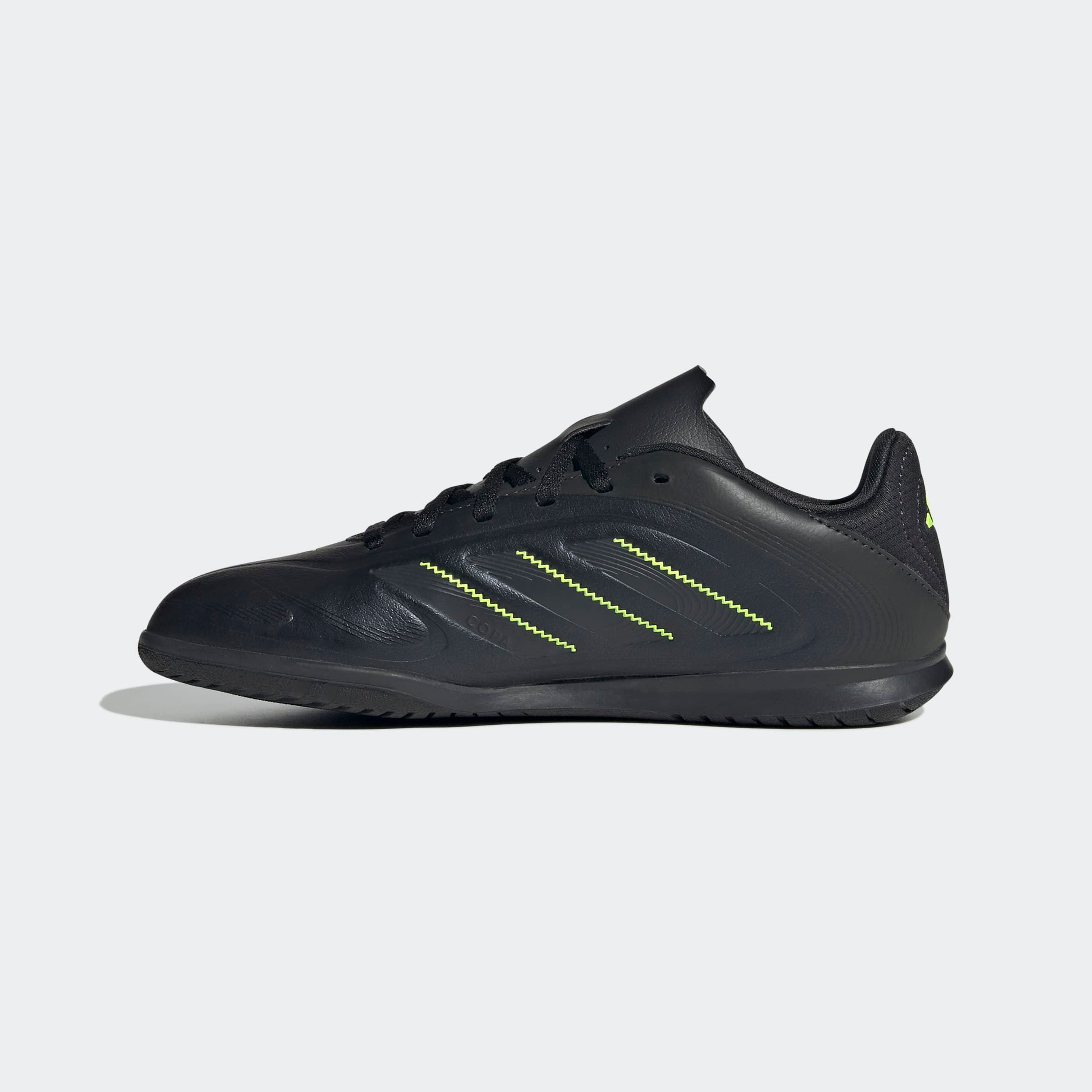 adidas Performance COPA PURE 3 CLUB INDOOR KINDER Fußballschuh geeignet als Hallenschuhe, für Kinder & Jugendliche