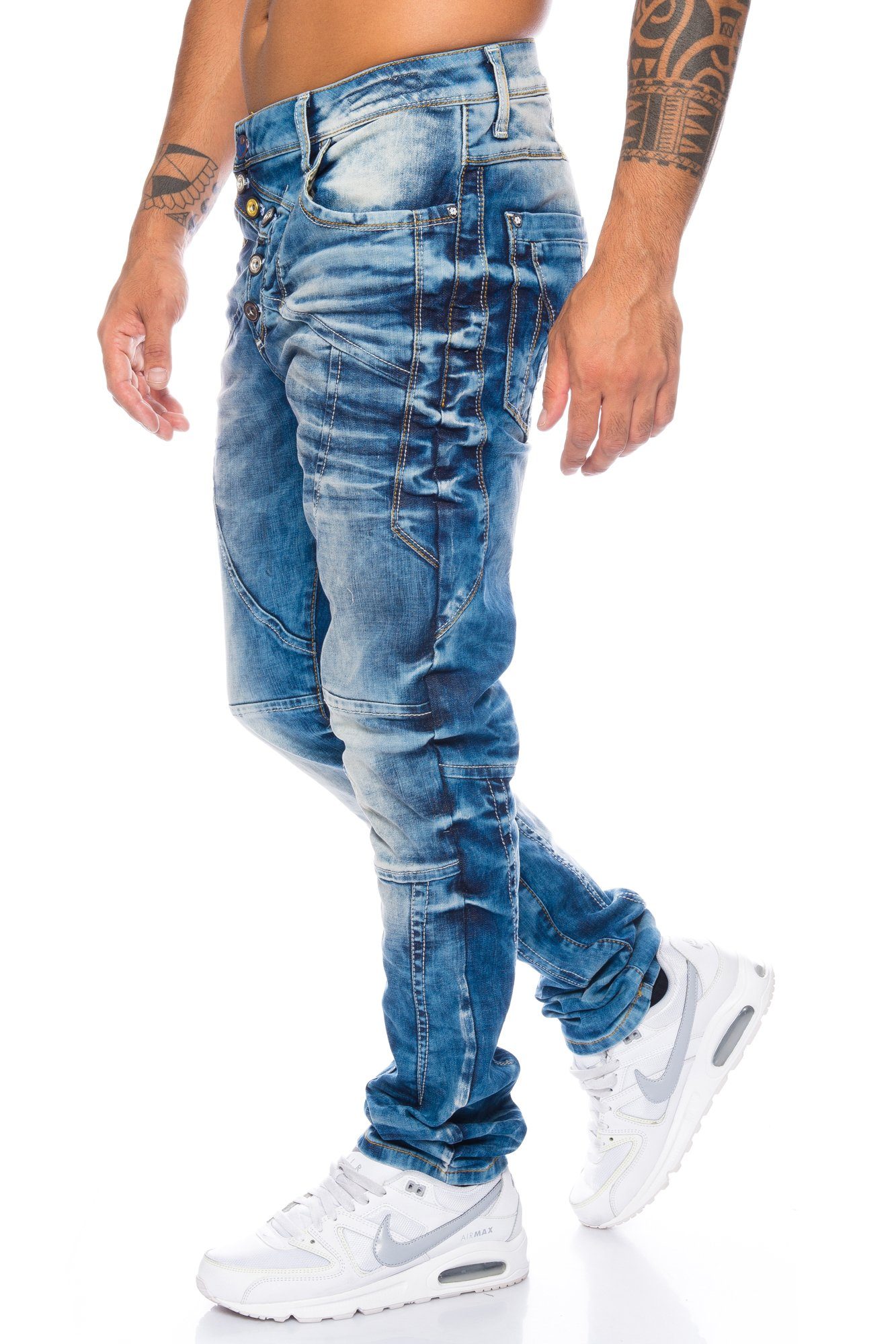 Hingucker aufwendigen Nahtstrukturen mit Herren & und Bunte für Cipo Knopfleiste Baxx Jeans dezenten Verschlussknöpfe Regular-fit-Jeans